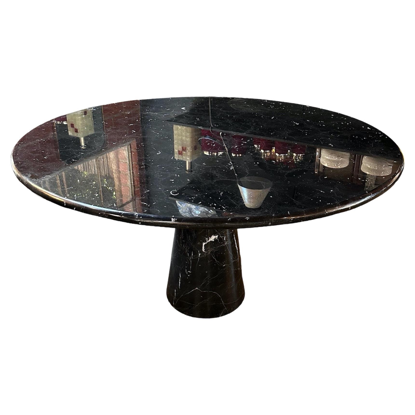 Angelo Mangiarotti Black Marquina Marble Round Dining Table, 1970s