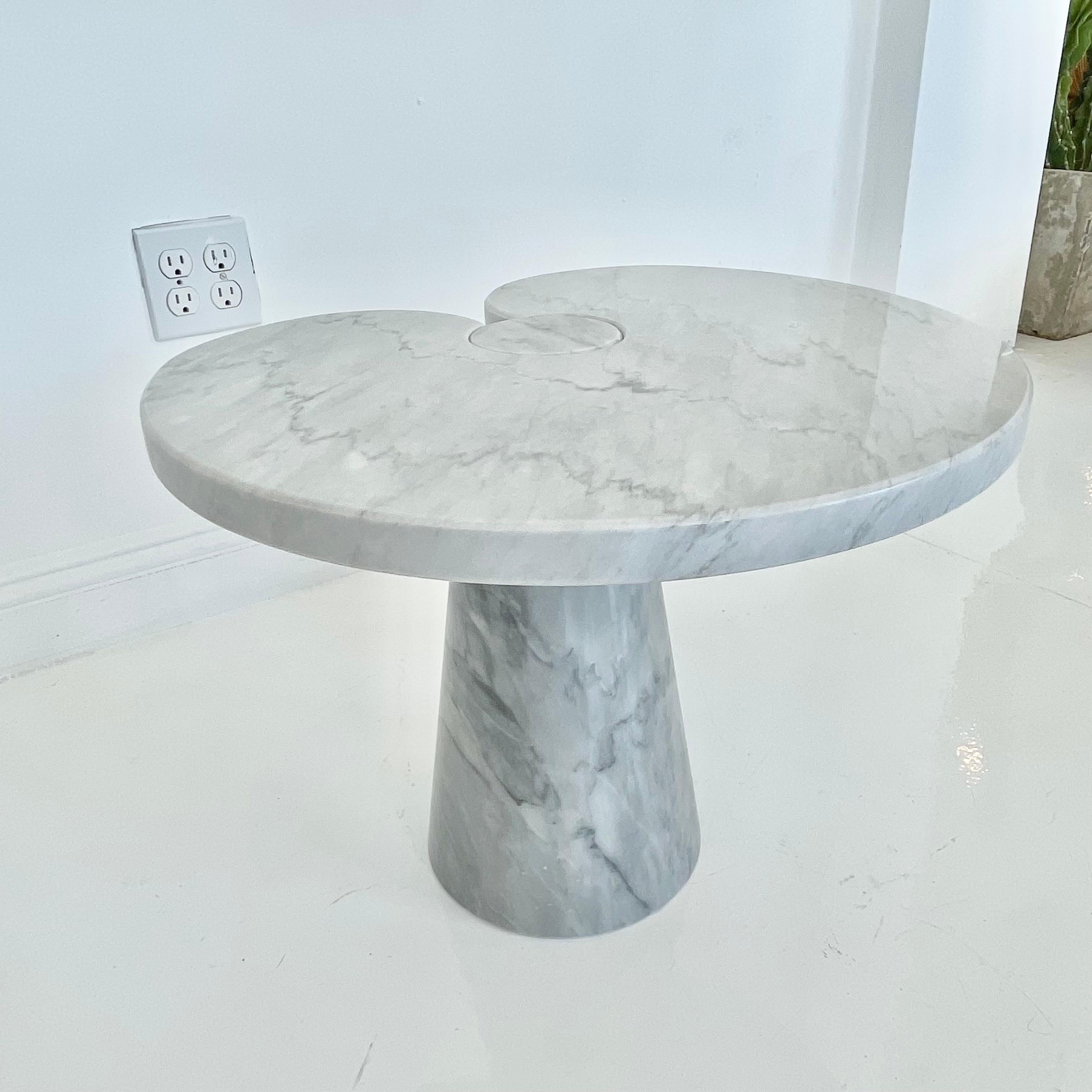 Mid-Century Modern Angelo Mangiarotti Carrara Marble Eros Side Table, 1970 For Sale