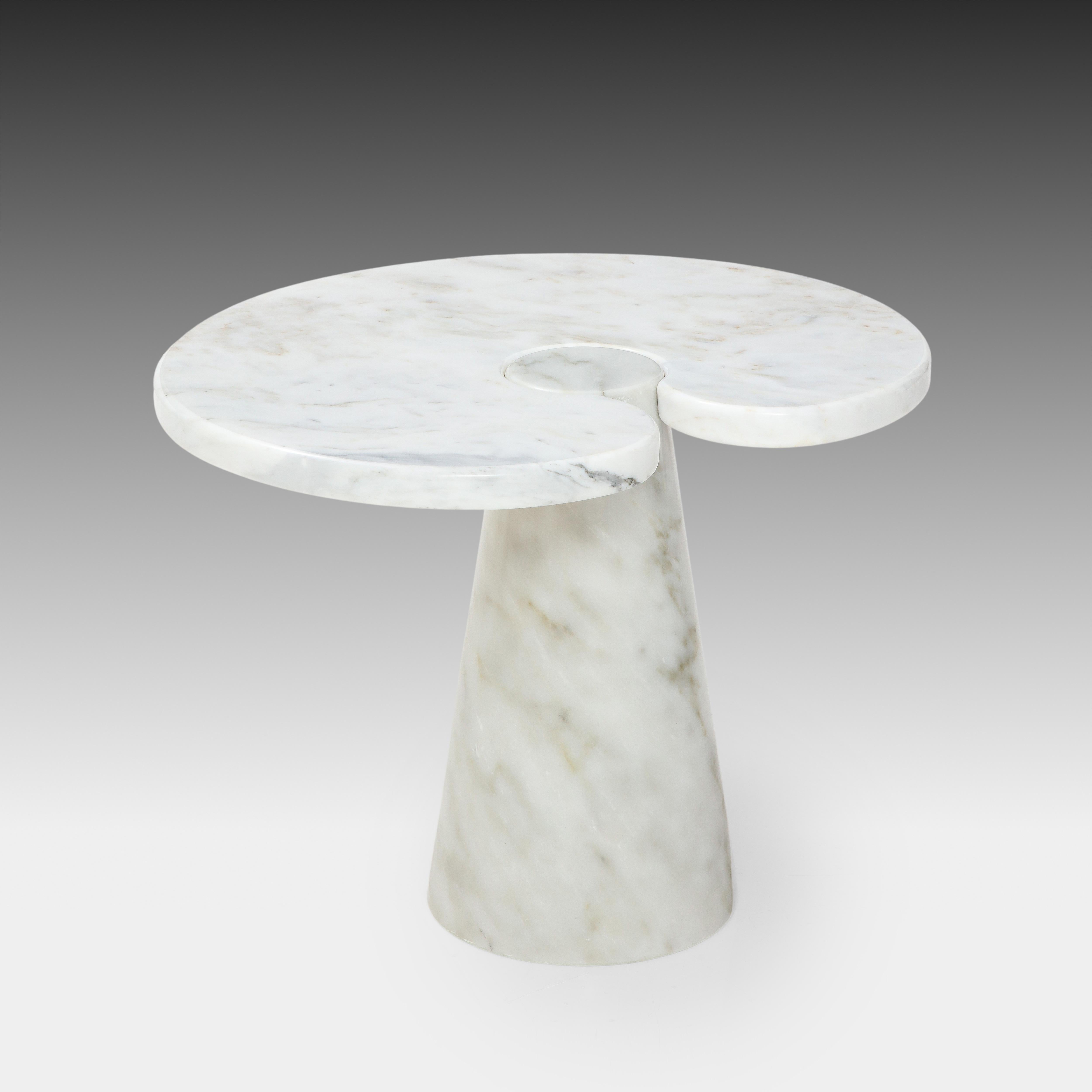 Angelo Mangiarotti Carrara Marble Side Table from 'Eros' Series, 1971 In Good Condition For Sale In New York, NY