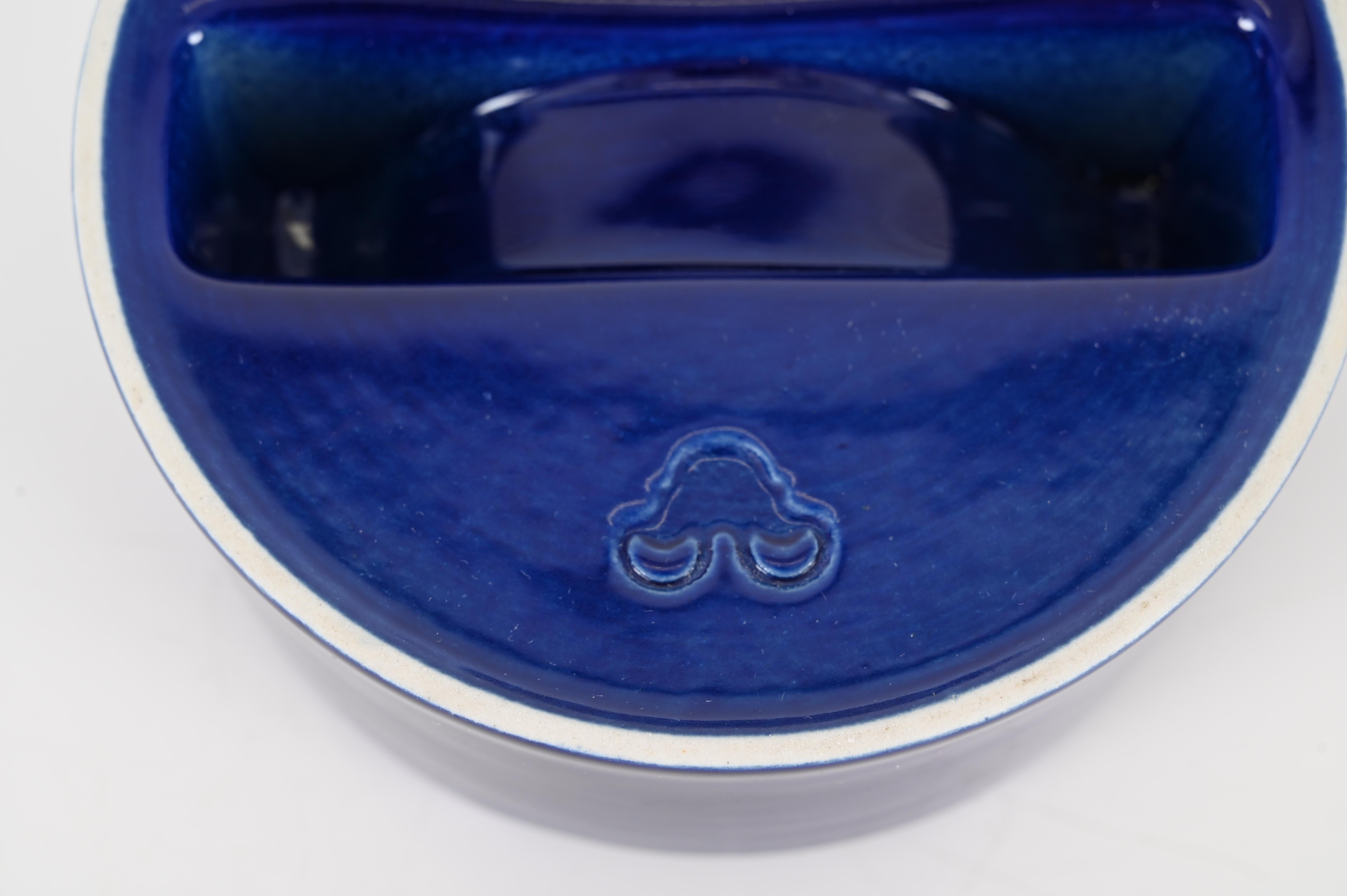 Angelo Mangiarotti Kobaltblauer Aschenbecher aus Keramik für Brambilla, Italien 1970er Jahre im Angebot 7