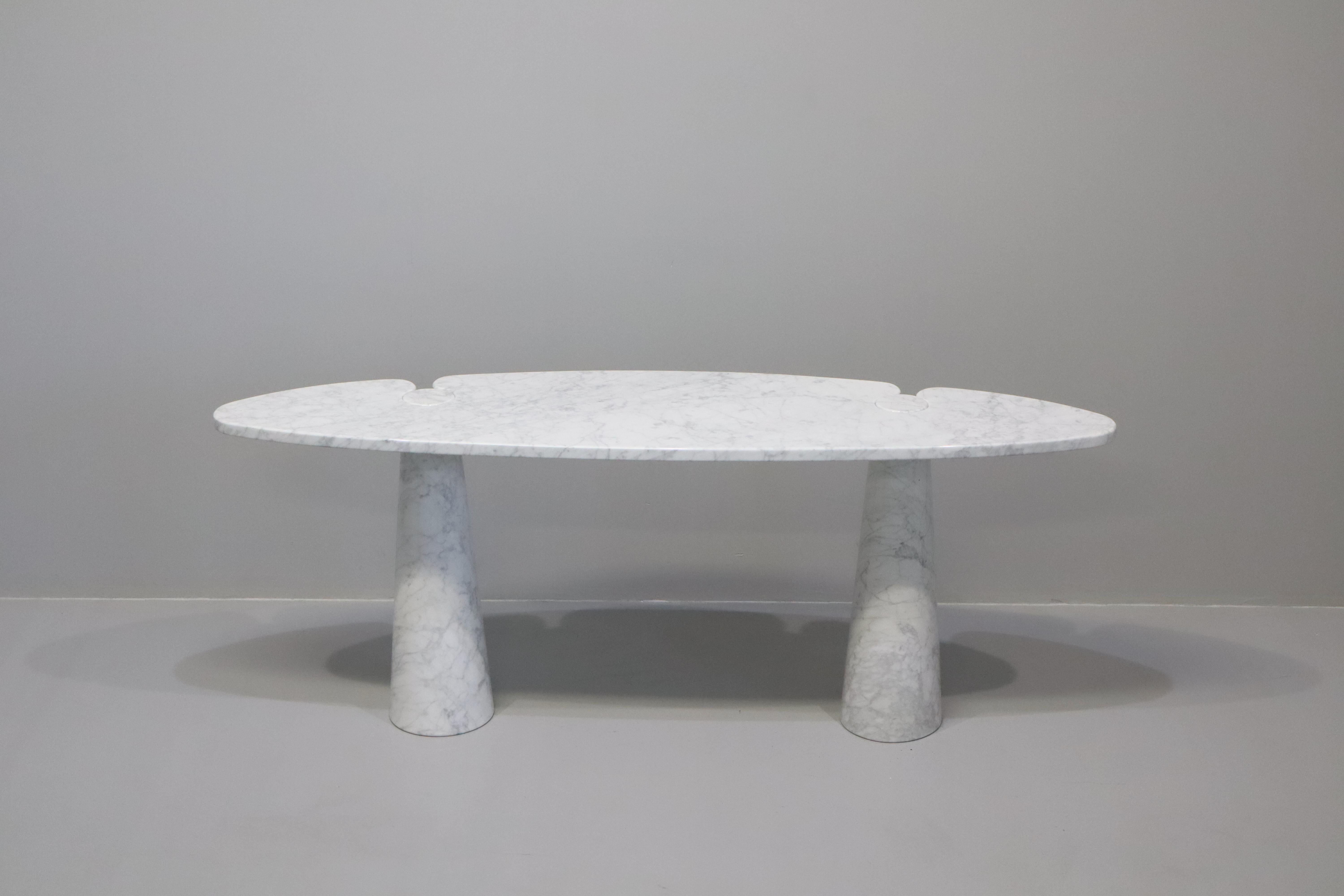 Angelo Mangiarotti Console Table Eros Carrara Marble Original Label In Excellent Condition For Sale In Rovereta, SM