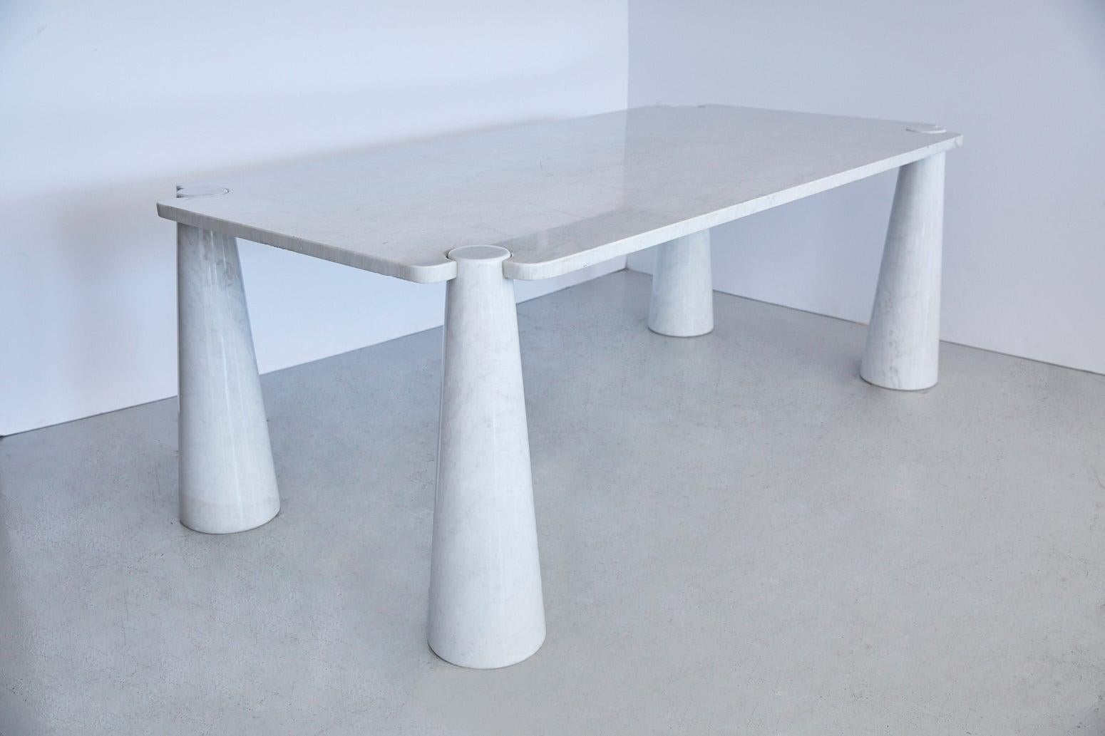 Rare rectangular white Carrara marble dining table by Angelo Mangiarotti. Part of the Eros series for Skipper, Italy, 1971.