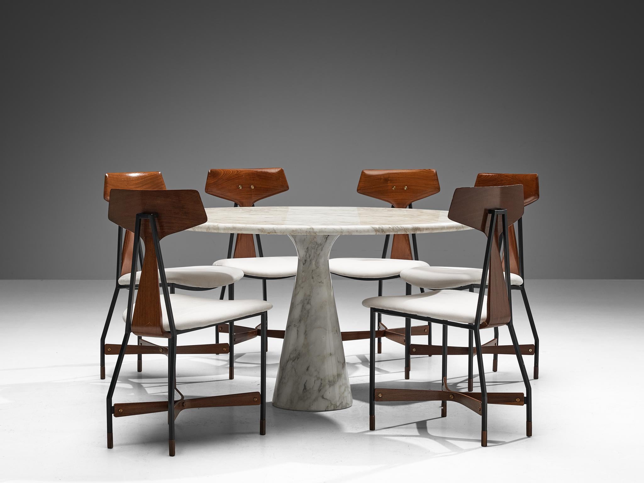 Angelo Mangiarotti, Esstisch aus Marmor mit sechs Stühlen aus Teakholz  im Zustand „Gut“ im Angebot in Waalwijk, NL
