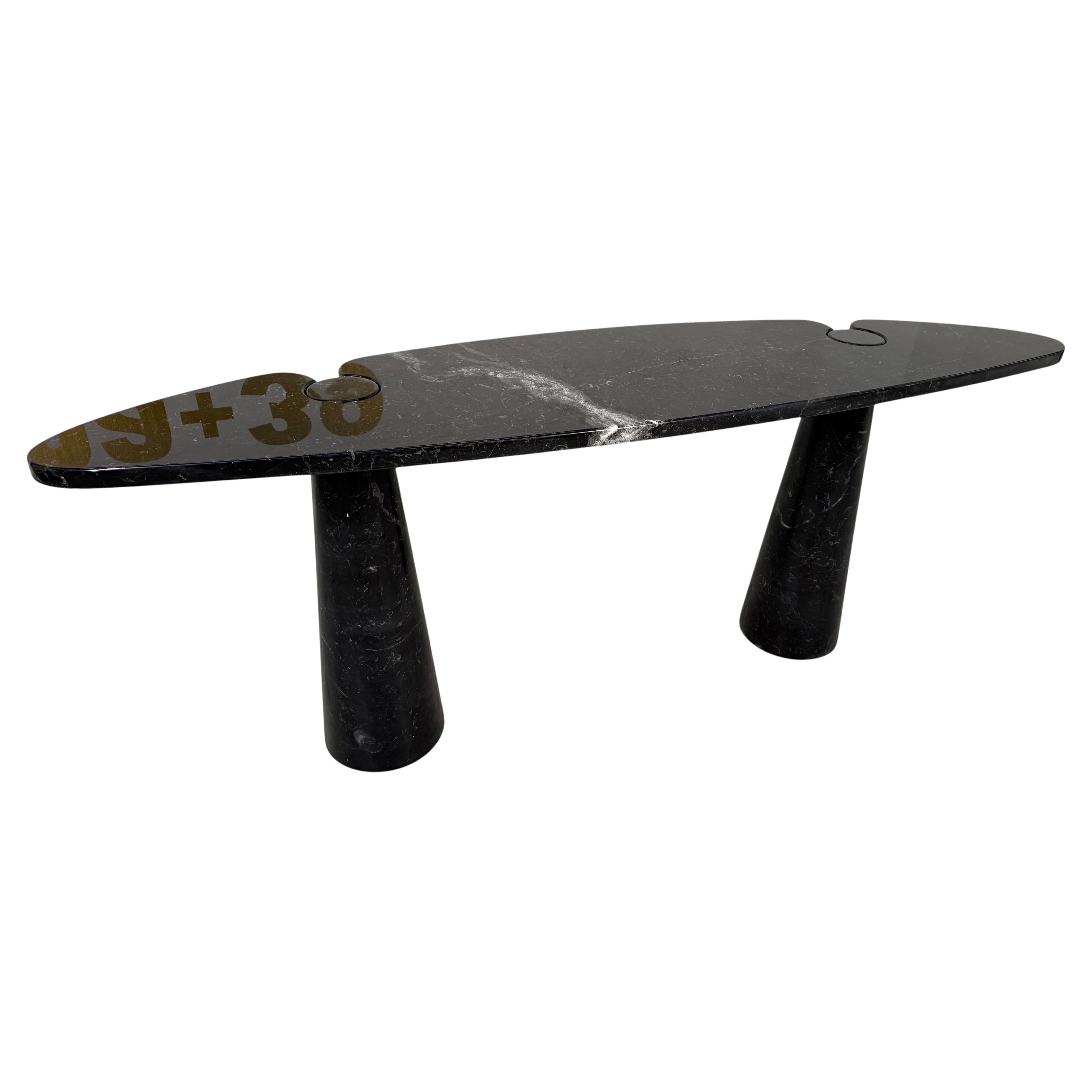 Table console Angelo Mangiarotti " Eros " en marbre noir Marquina, Italie, années 1970