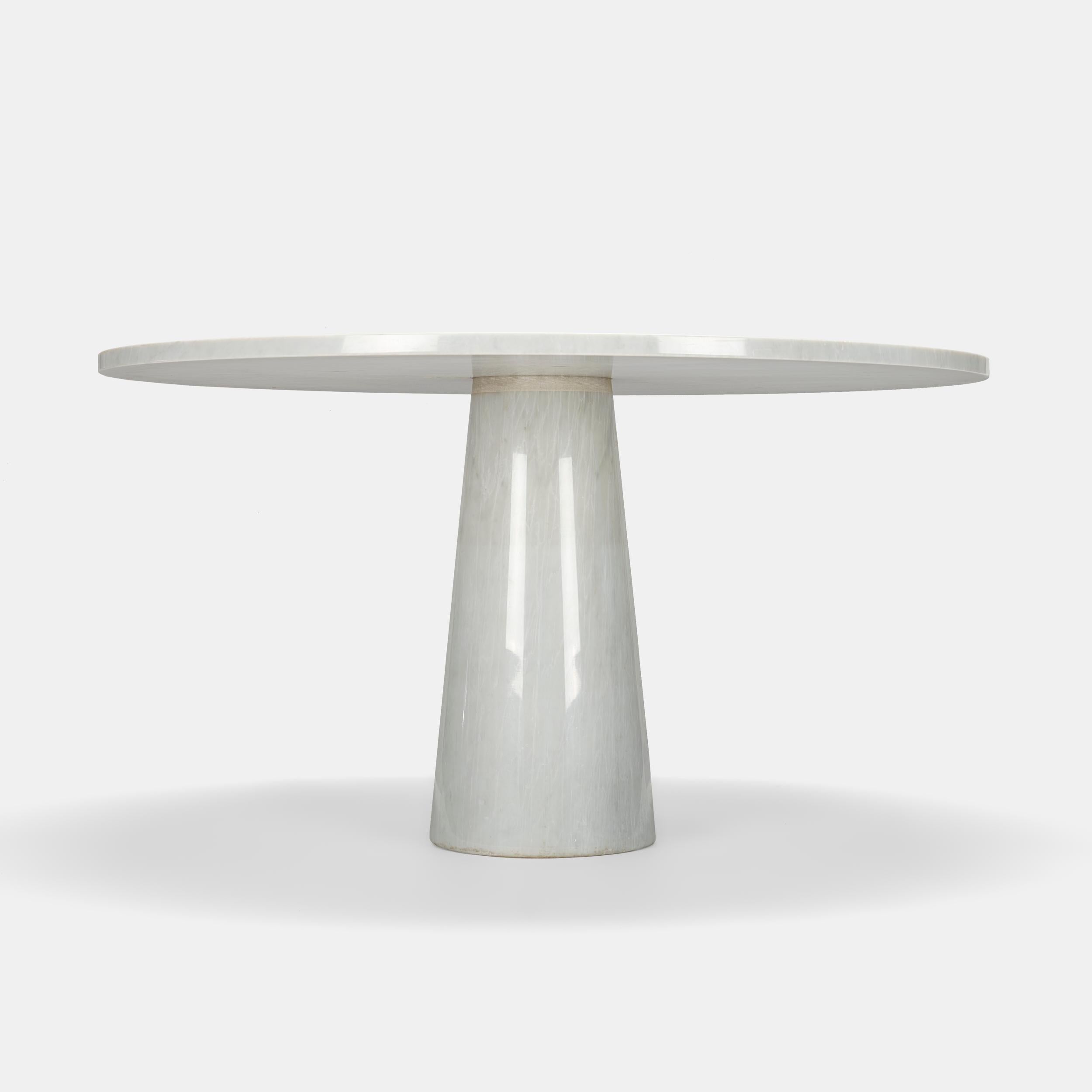 Angelo Mangiarotti Eros Dining Table in Carrara Marble for Skipper, Italy, 1970s For Sale 1