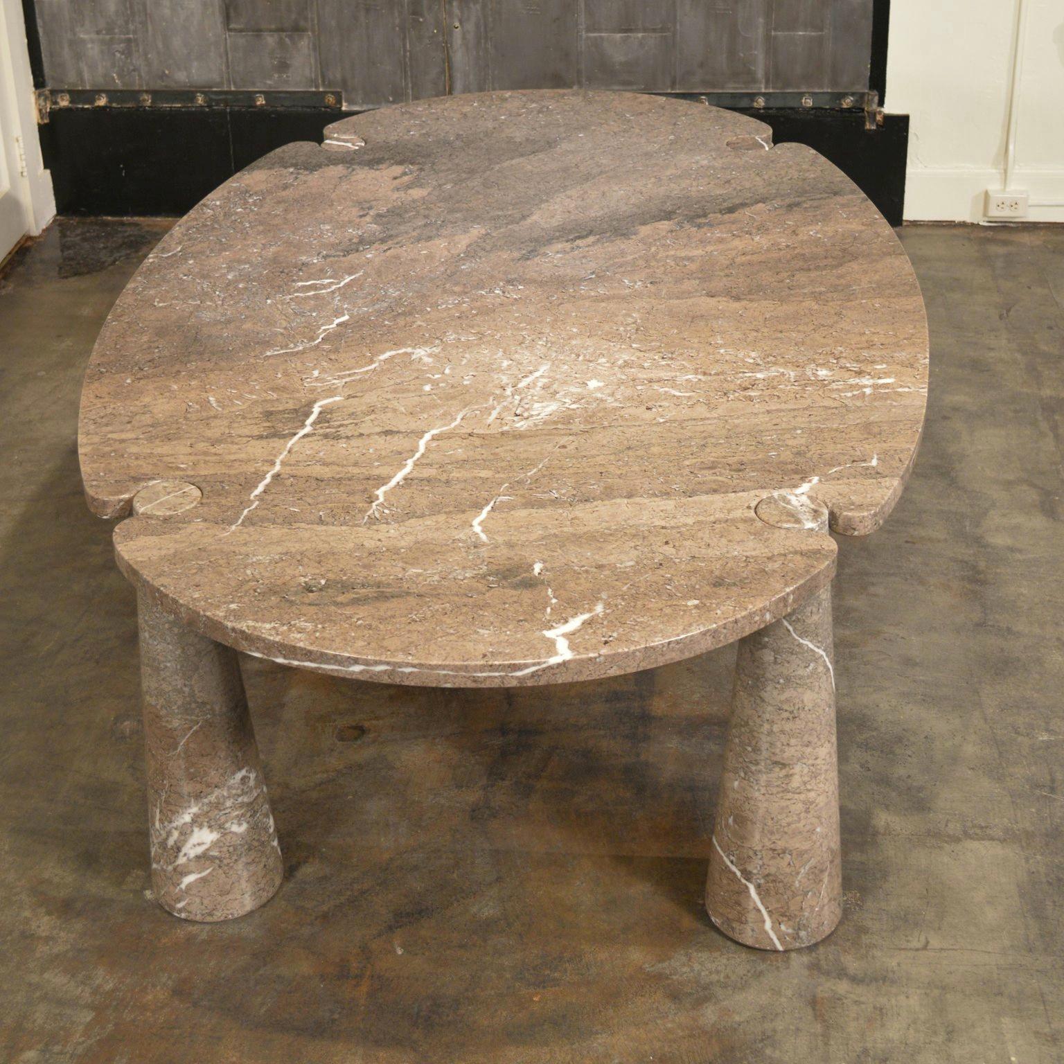 Angelo Mangiarotti 'Eros' Dining Table in Mondragone Marble  4