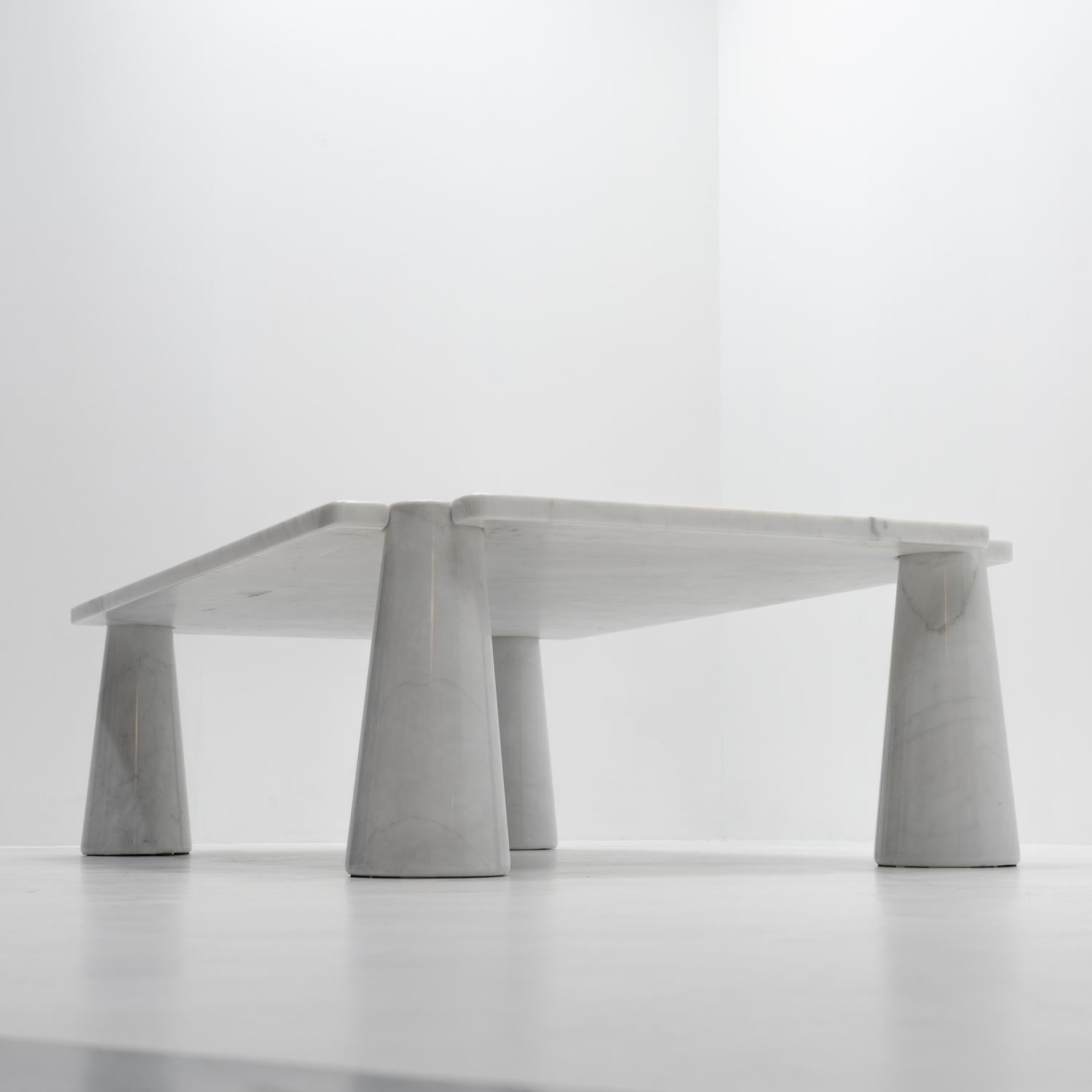 Angelo Mangiarotti, Eros Marmor Couchtisch, 1970er Jahre im Angebot 1