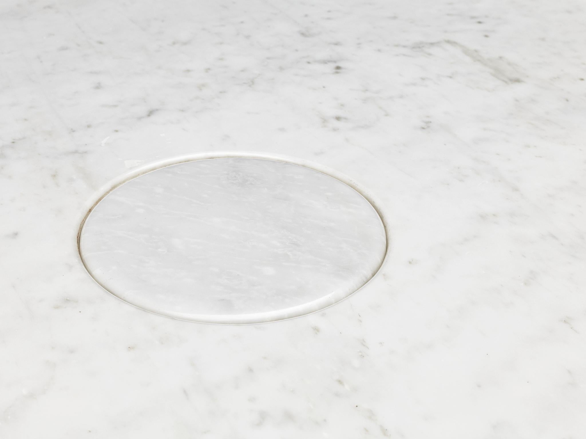 Angelo Mangiarotti 'Eros' Oval Dining Table in White Marble In Good Condition In Waalwijk, NL