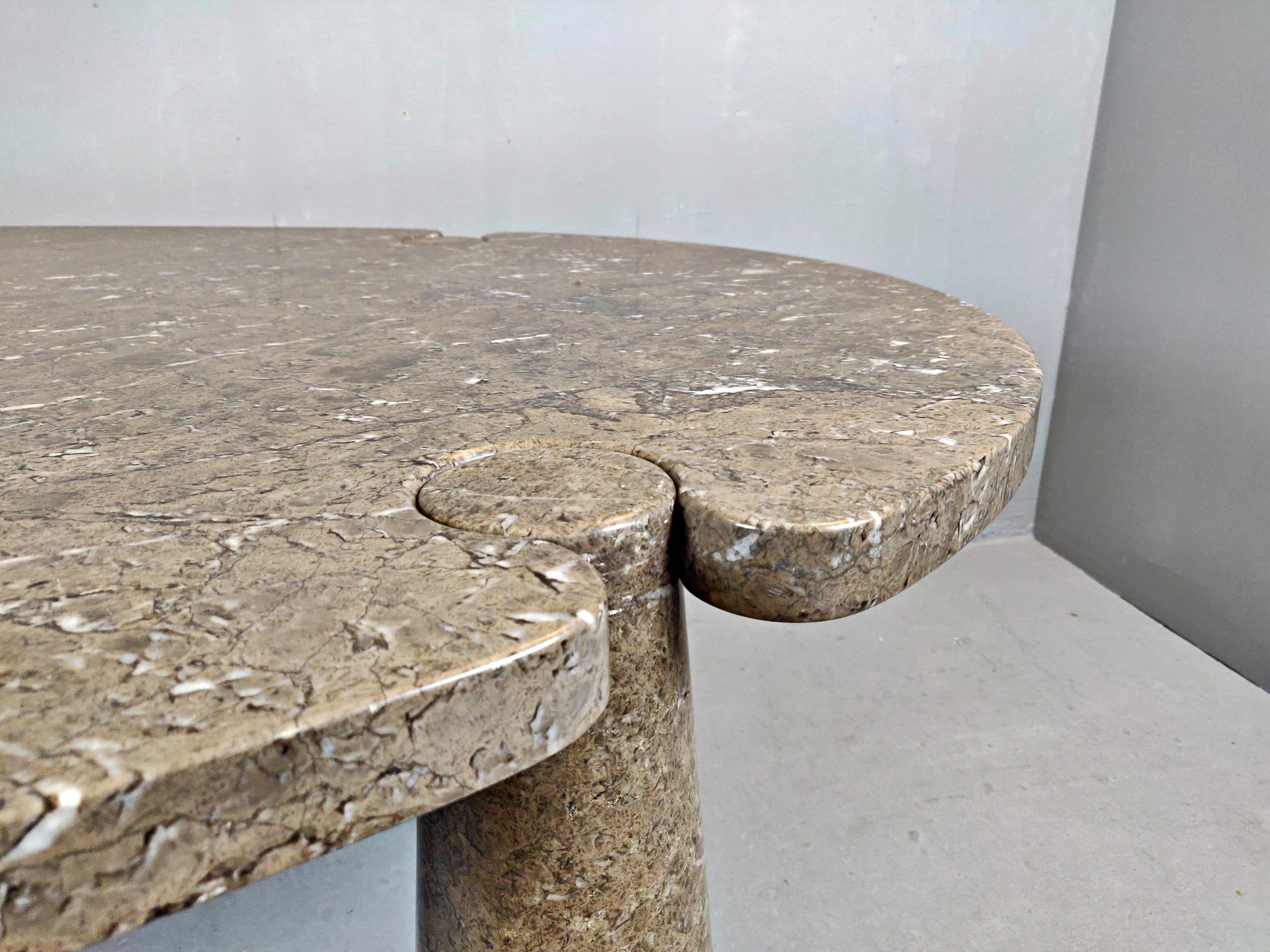 Mid-Century Modern Angelo Mangiarotti 'Eros' Oval Mondragone Marble Dining Table In Good Condition In Brussels, BE