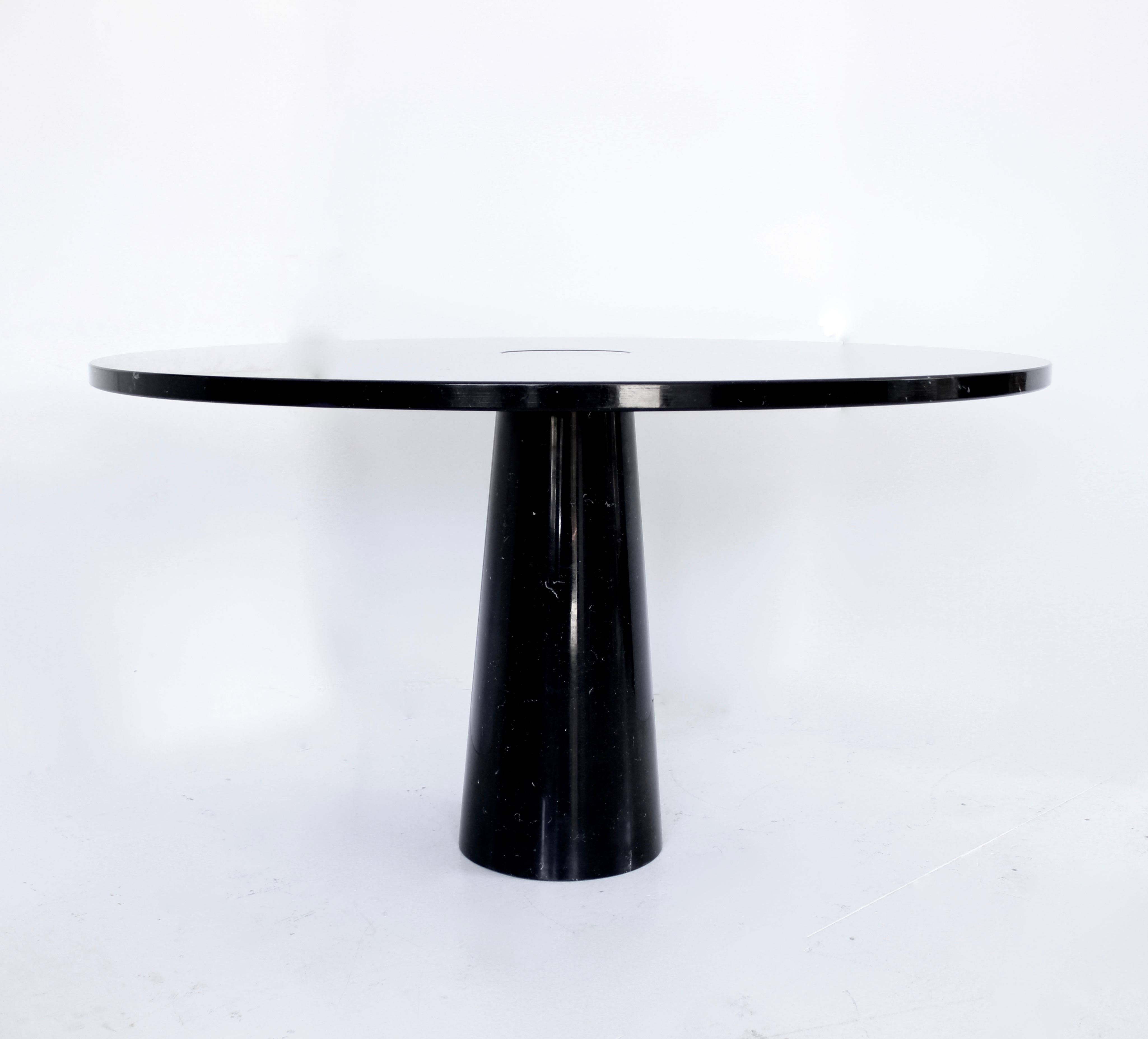 Angelo Mangiarotti Eros round black Marquina marble from the Eros series, vintage and not the re edition. This amazing architectural design by the master of design Mangiarotti has with conical post coming through center of circular round top.
Part