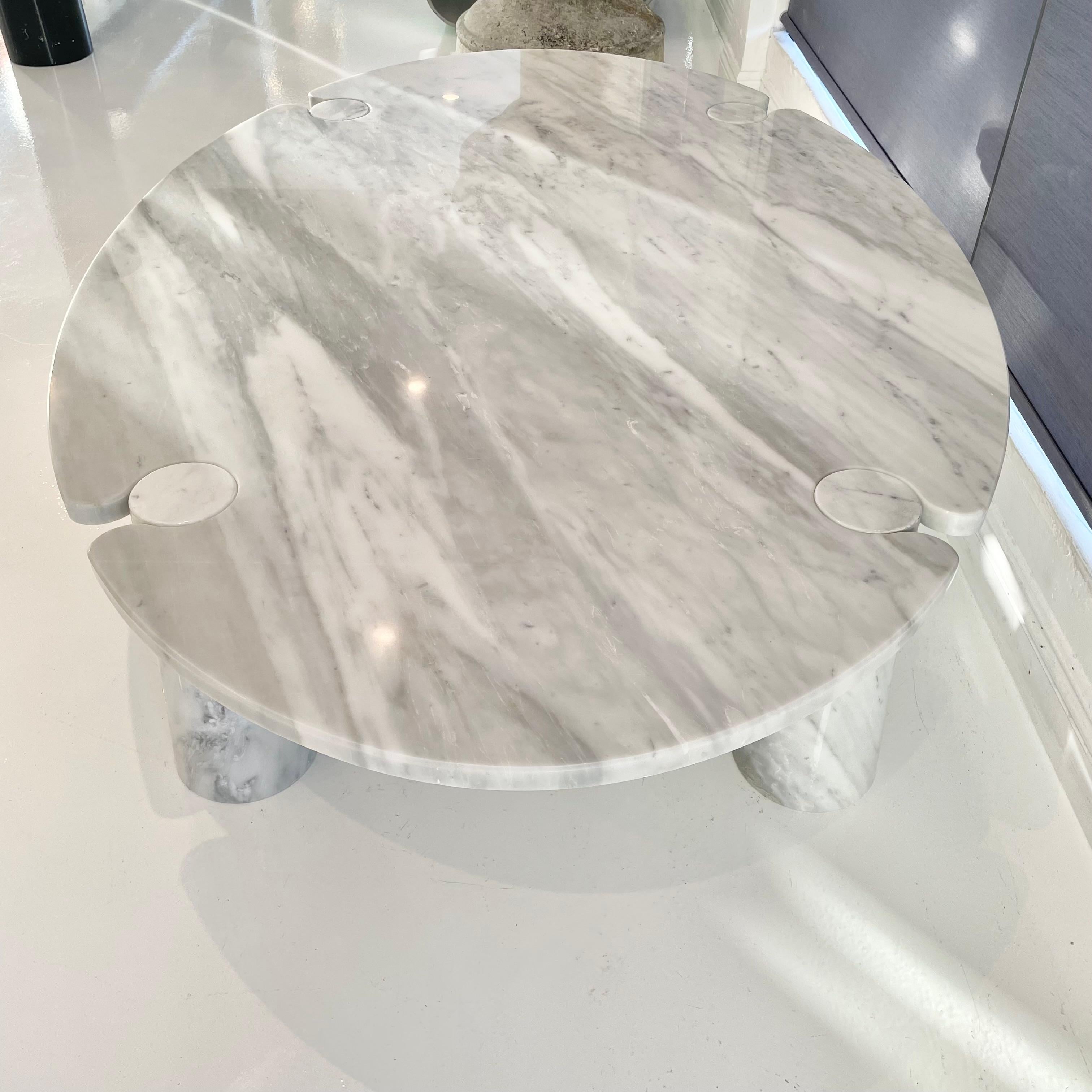 Angelo Mangiarotti 'Eros' White Carrara Marble Cocktail Table, 1970s Italy 4