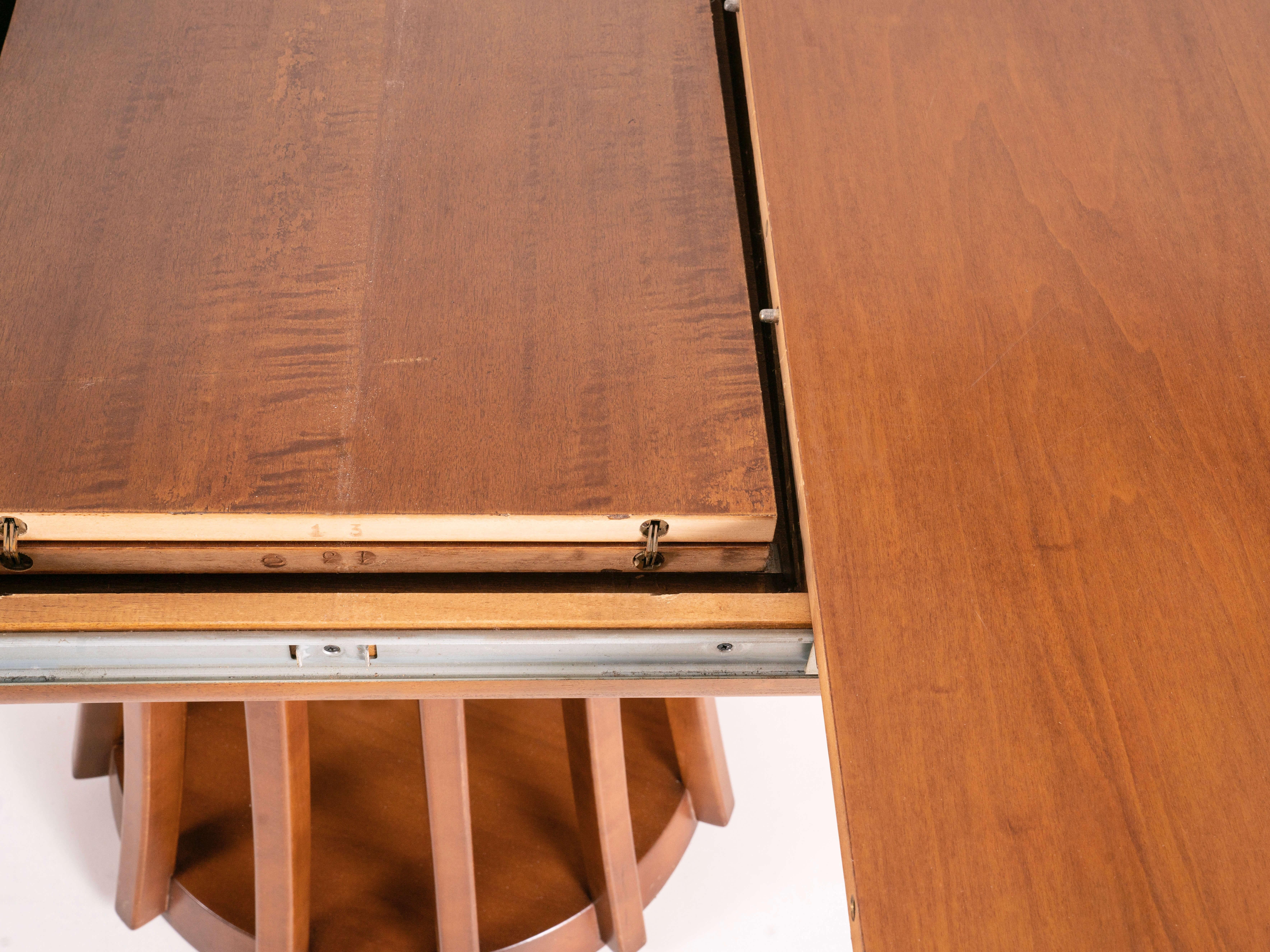 Late 20th Century Angelo Mangiarotti Extendable Dining Table in Walnut, Italy 1970s