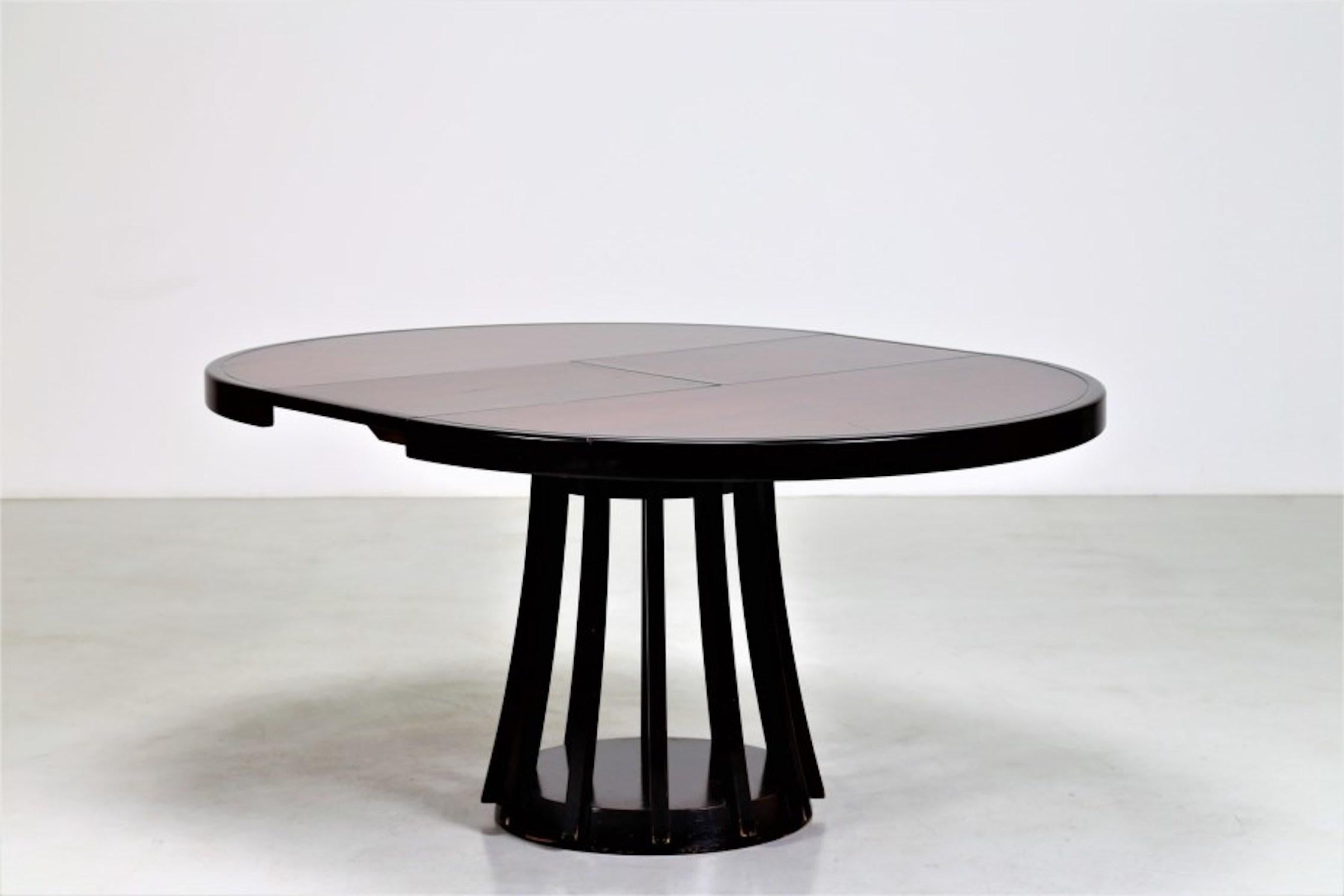 Lacquered Angelo Mangiarotti, Extending Round Table S11 series, Italy 1970s For Sale