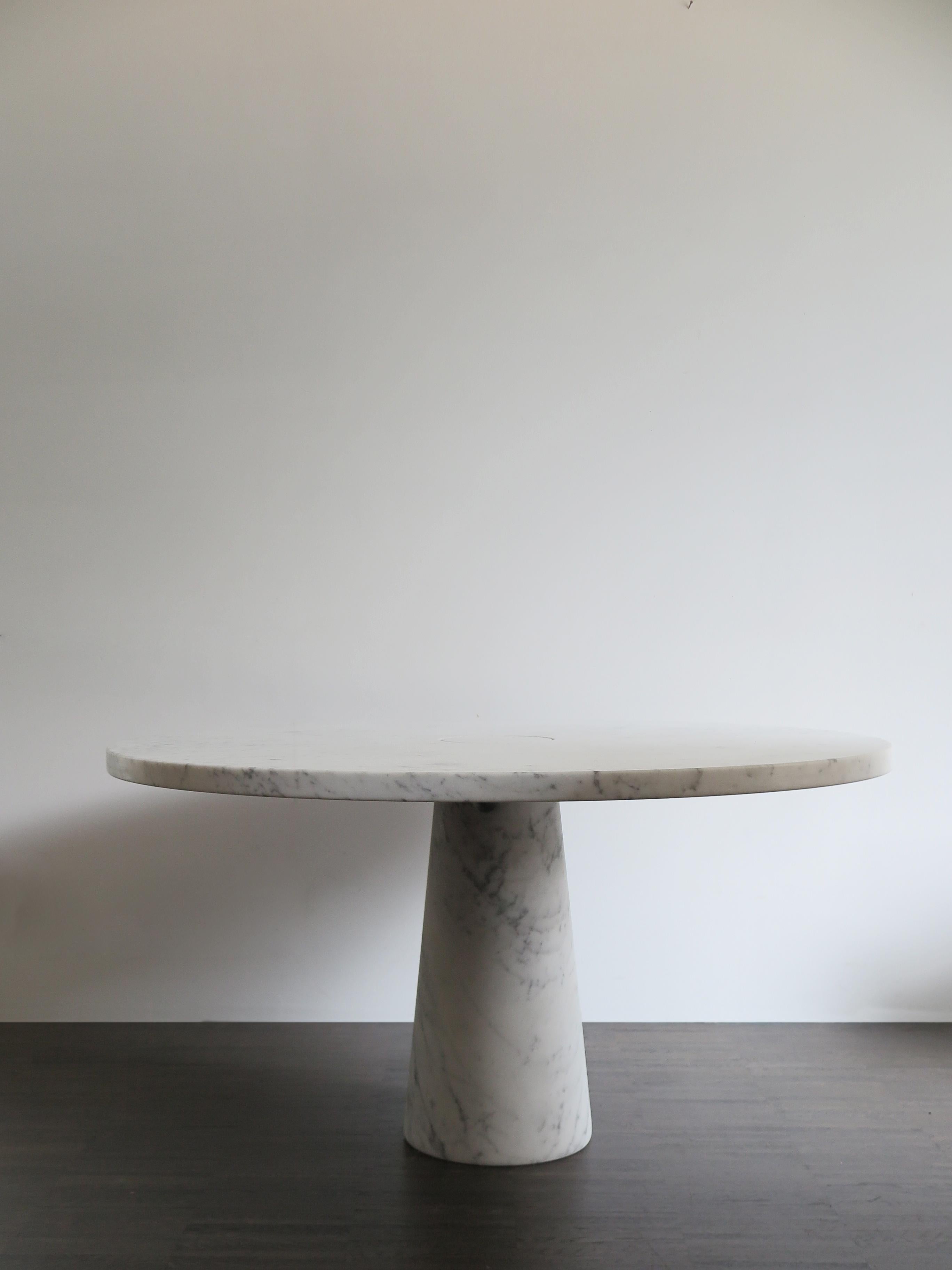 Angelo Mangiarotti pour AgapeCasa Table italienne en marbre de Carrare blanc Eros Neuf - En vente à Reggio Emilia, IT