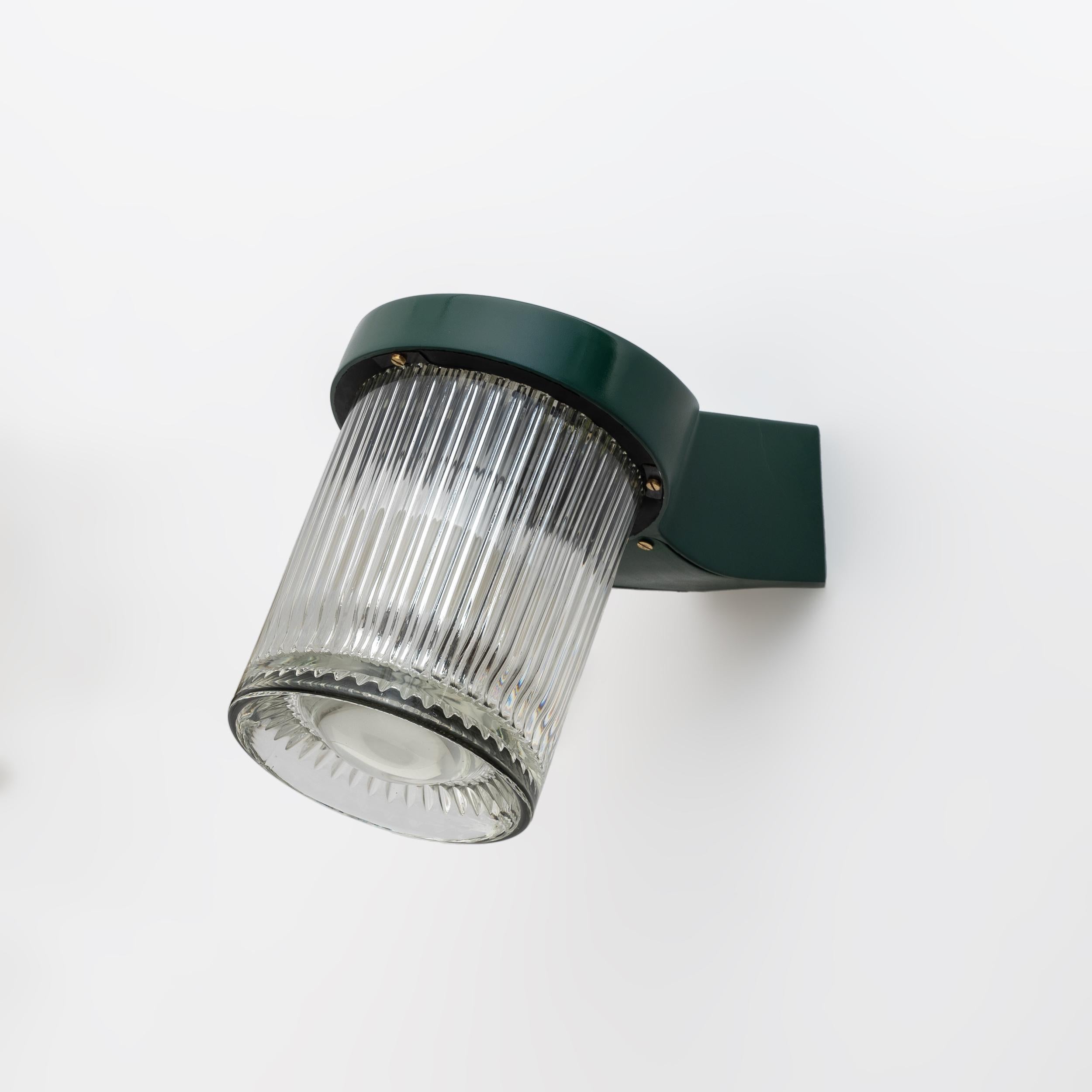 Angelo Mangiarotti für Artemide Moderne Wandlampen (fünf) Mod. „Cavedio“, 1960er Jahre (Mitte des 20. Jahrhunderts) im Angebot