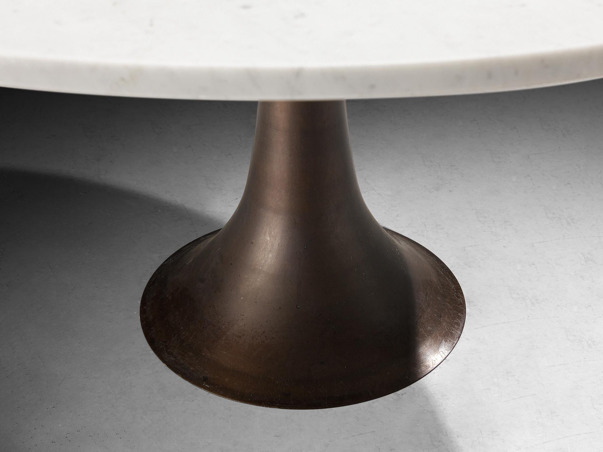 italien Table de salle à manger sculpturale 302 Angelo Mangiarotti pour Bernini en vente