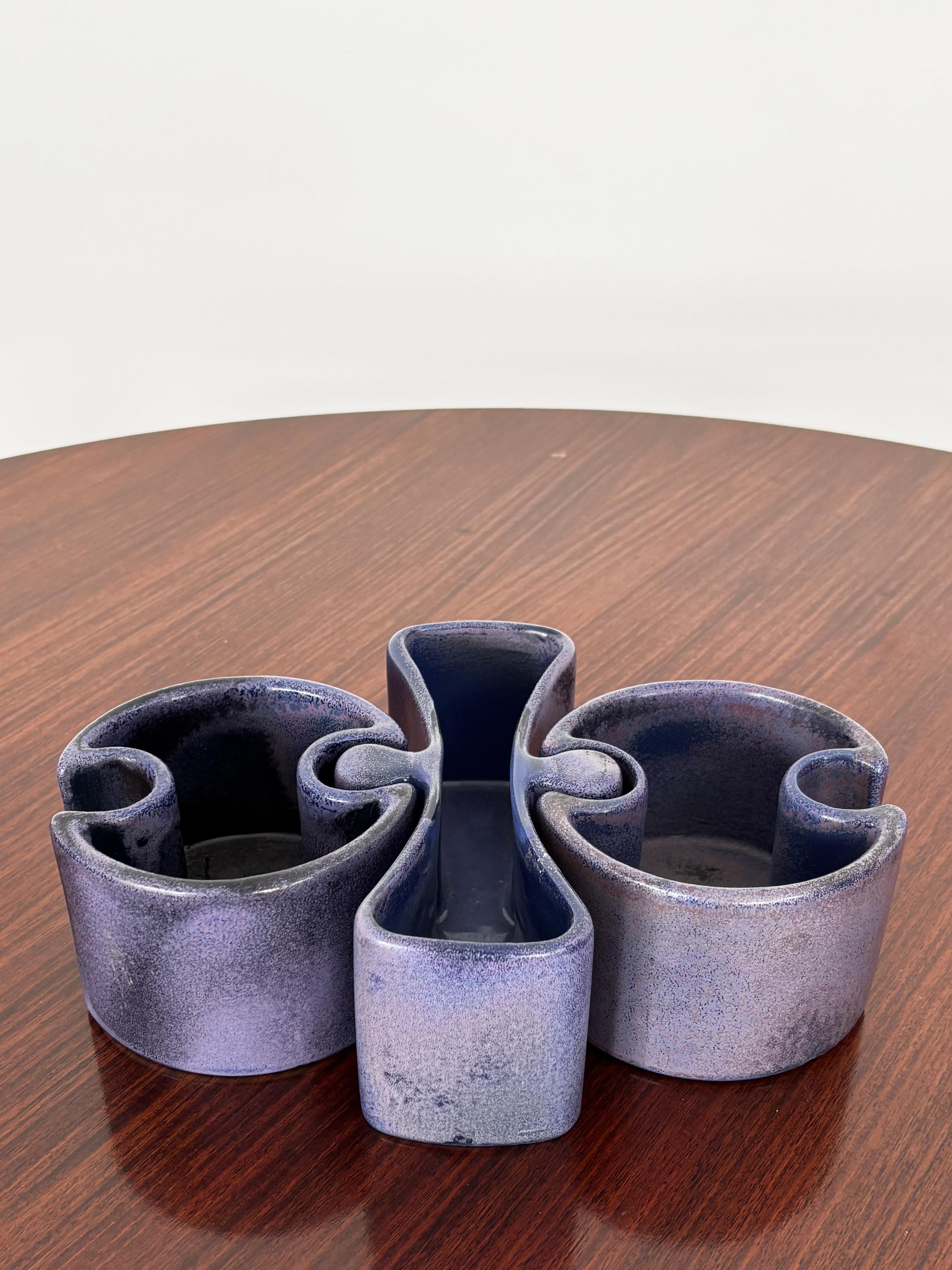 Italiano Angelo Mangiarotti per Fratelli Brambilla Centrotavola in ceramica italiana 1968 in vendita