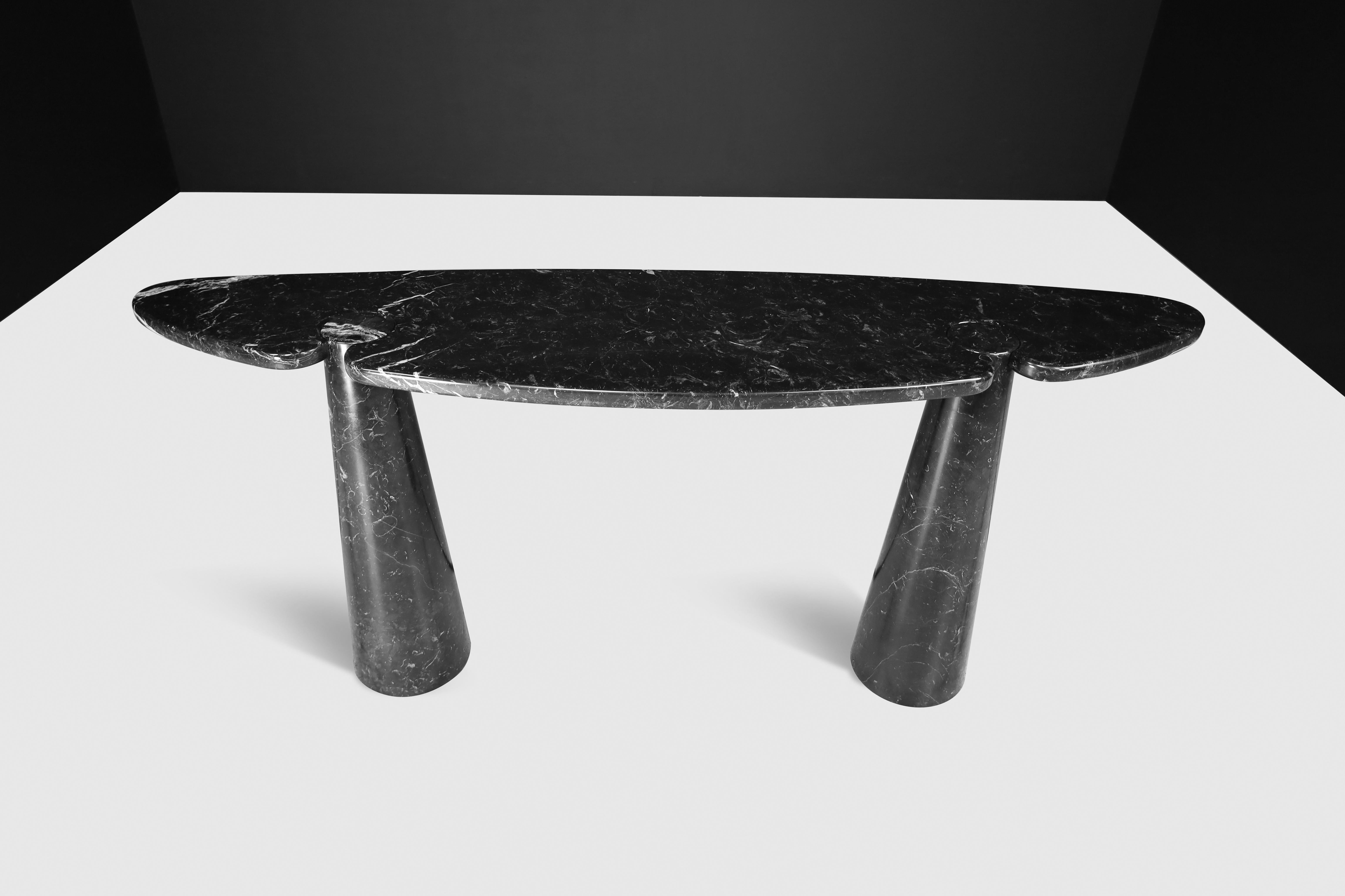 Angelo Mangiarotti für Skipper Schwarze Marquina-Marmor-Konsole „Eros“, Italien 1970er Jahre (Moderne der Mitte des Jahrhunderts) im Angebot