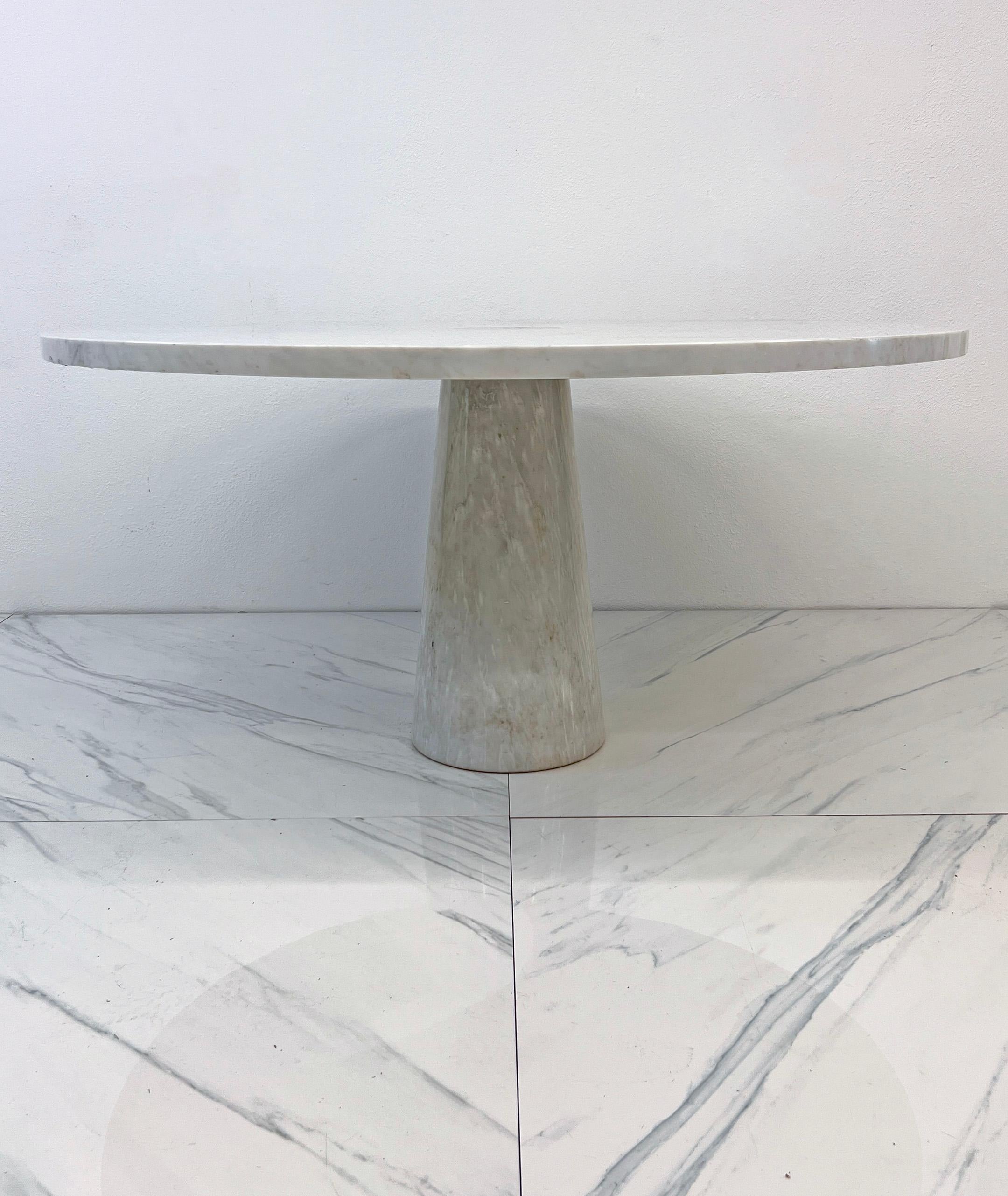italien Angelo Mangiarotti pour Skipper, table de salle à manger Eros en marbre de Carrare, années 1970 en vente