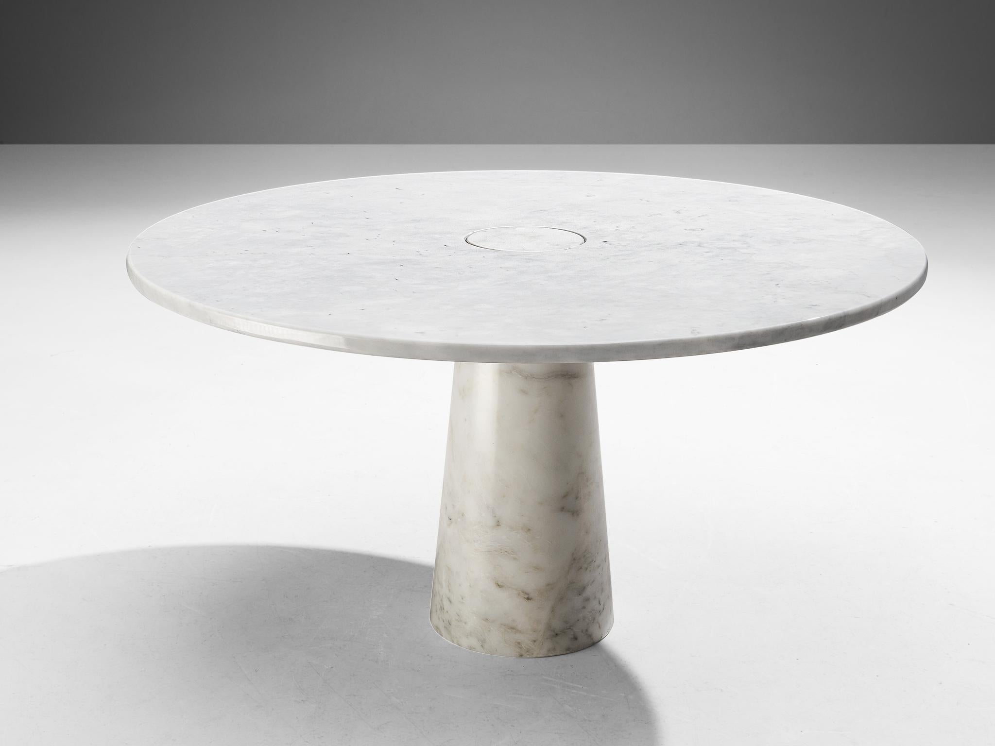 Angelo Mangiarotti for Skipper, dining table ‘Eros’, white marble, 1970s

This sculptural table by Angelo Mangiarotti is a skilful example of postmodern design. The table is executed in white marble. The round tabletop features no joints or clamps