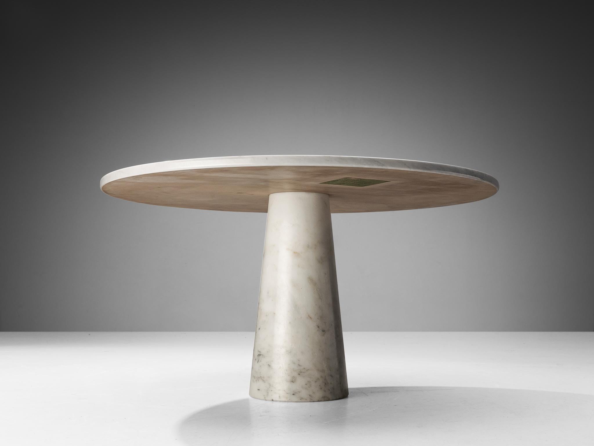 Postmoderne Angelo Mangiarotti pour Skipper Table de salle à manger 'Eros' en marbre de Carrare  en vente
