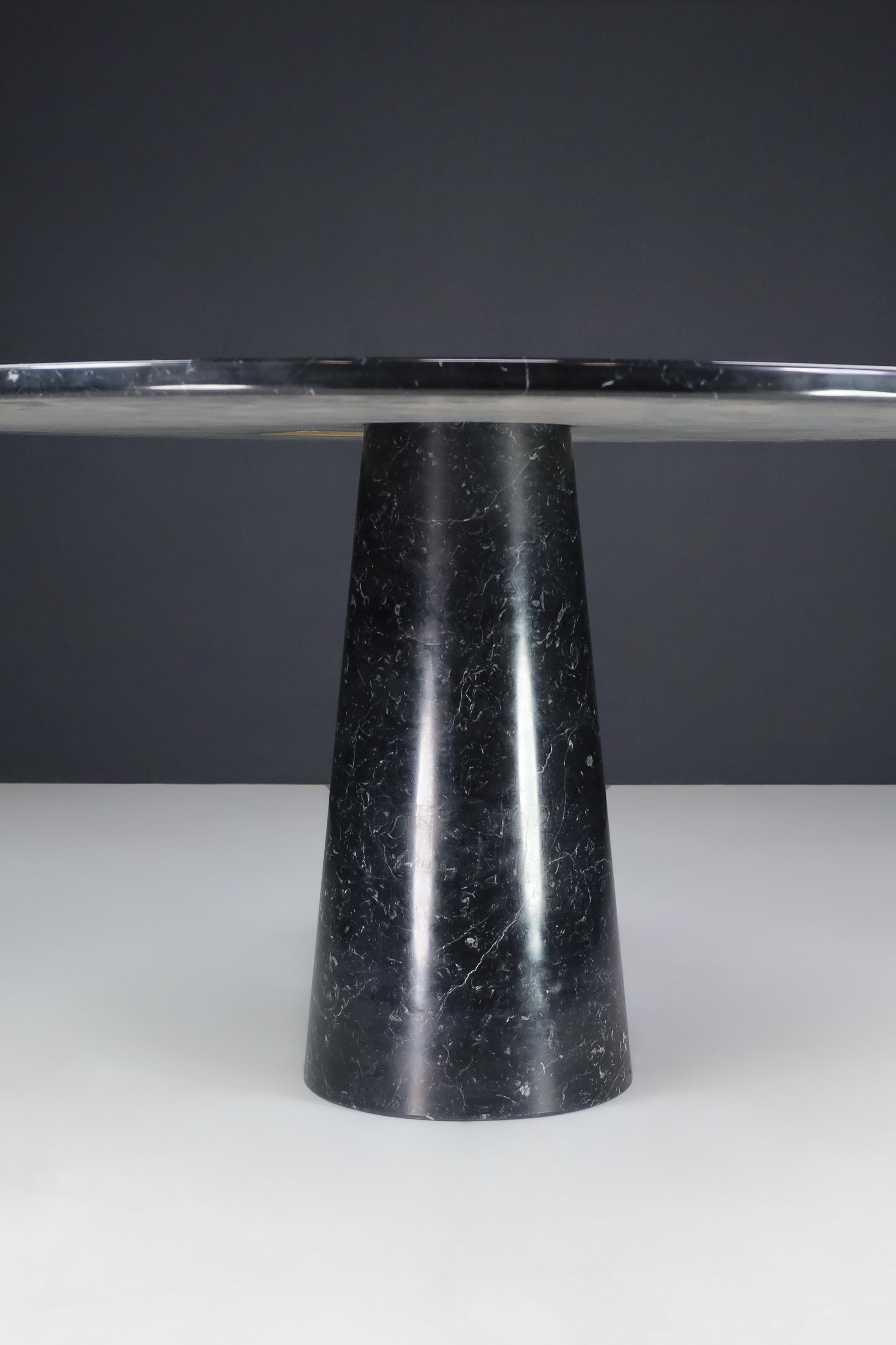 Angelo Mangiarotti for Skipper 'Eros' Round Dining Table in Marquina Marble 1970 For Sale 6
