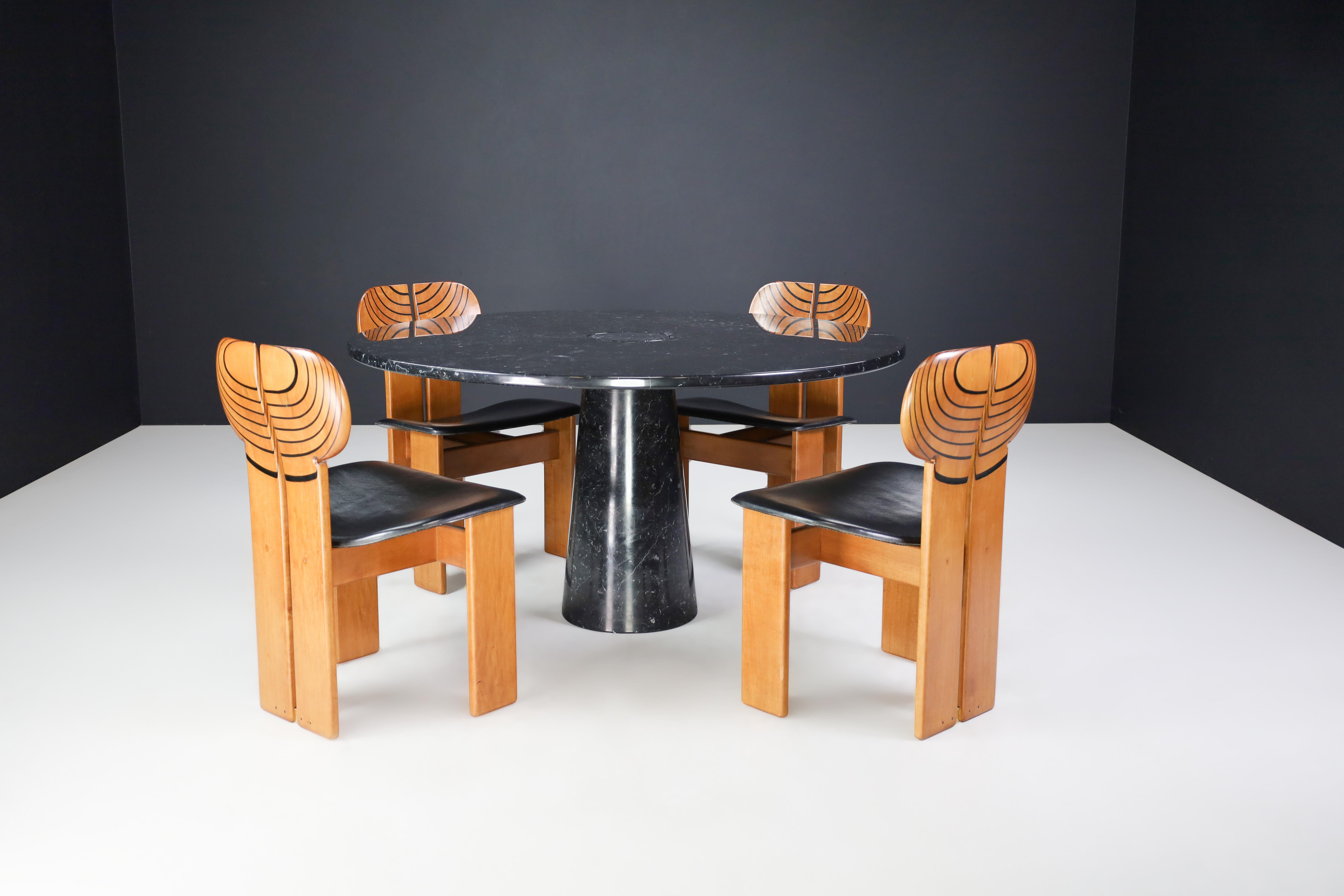 Angelo Mangiarotti for Skipper 'Eros' Round Dining Table in Marquina Marble 1970 For Sale 10
