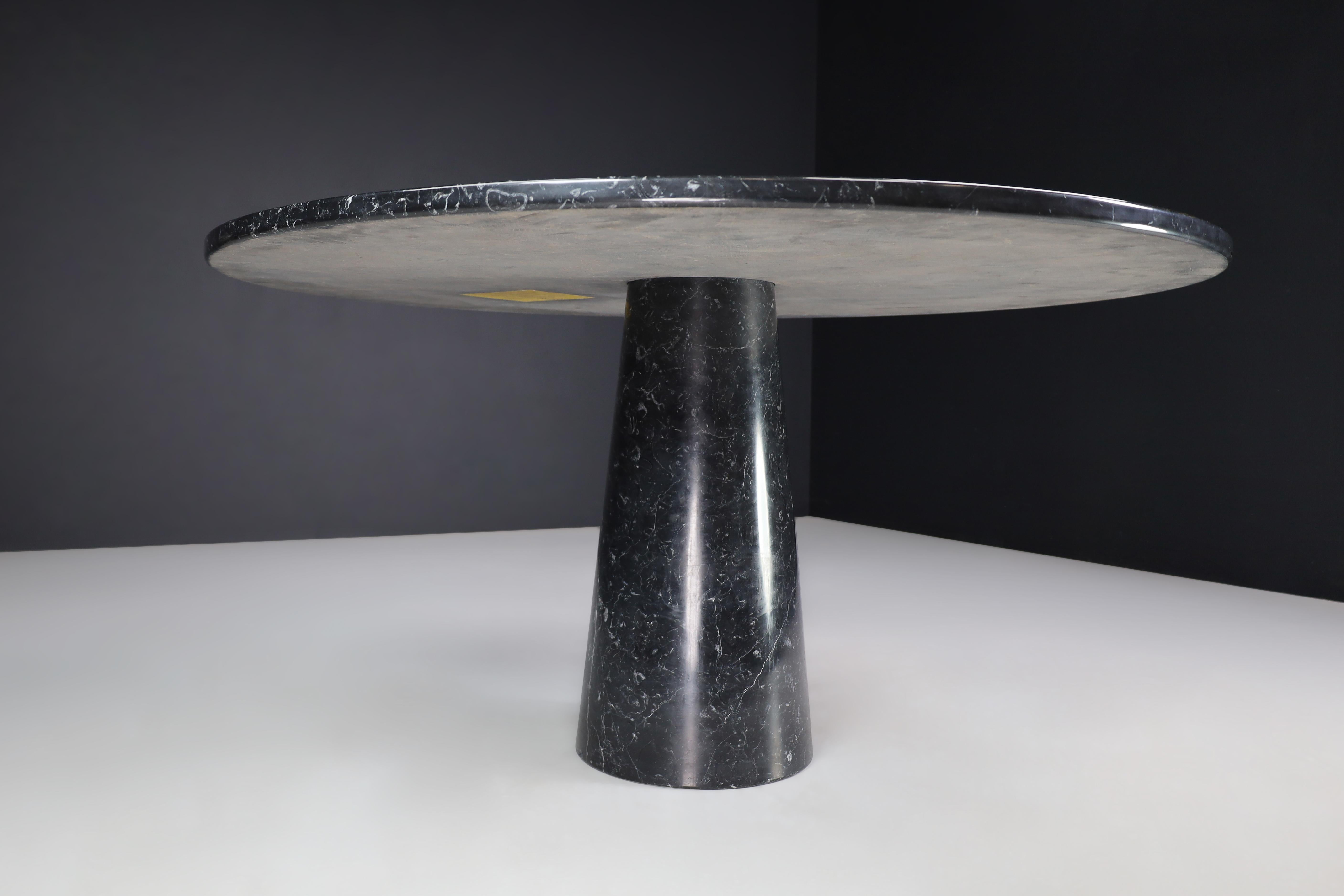 Italian Angelo Mangiarotti for Skipper 'Eros' Round Dining Table in Marquina Marble 1970 For Sale