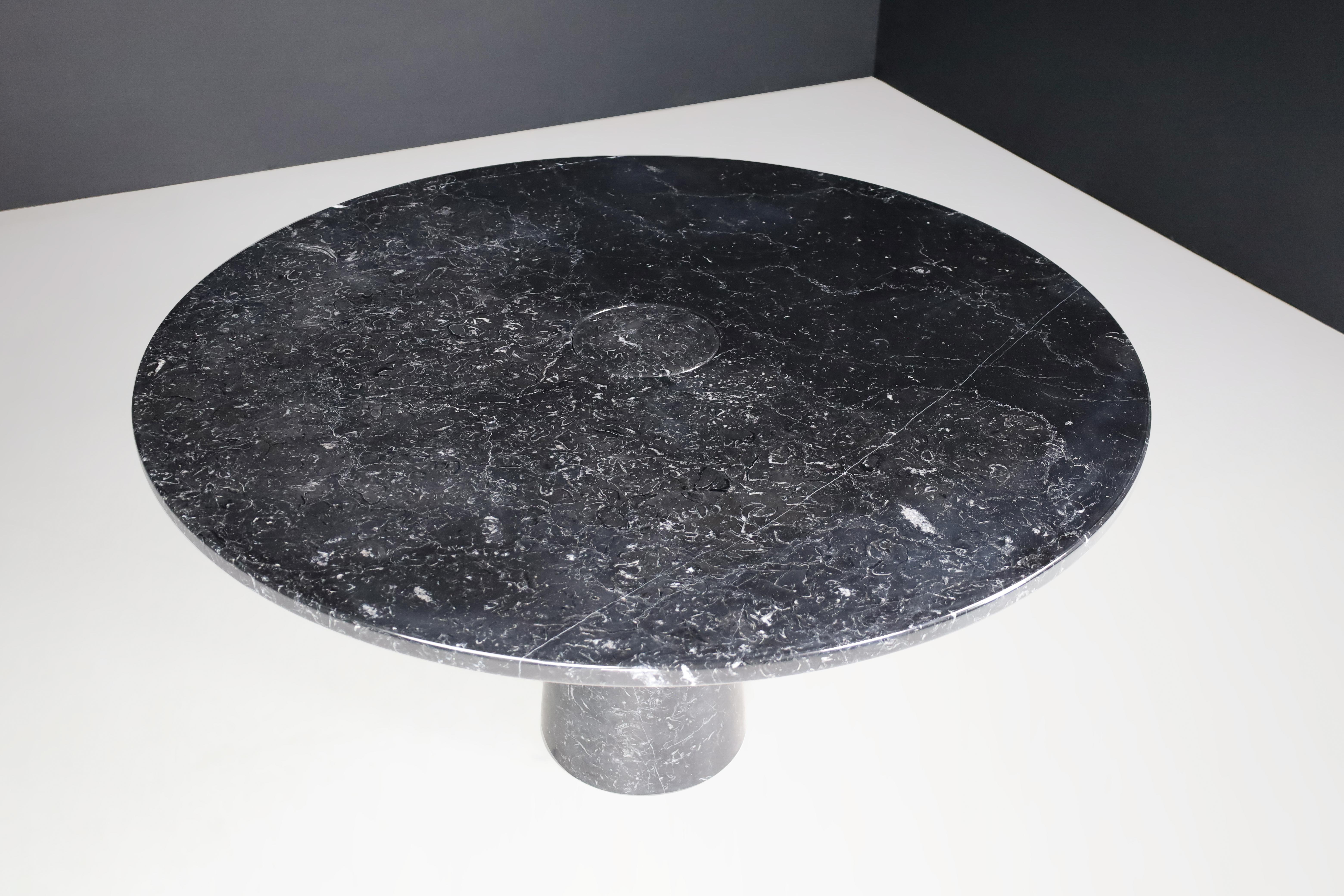 Angelo Mangiarotti for Skipper 'Eros' Round Dining Table in Marquina Marble For Sale 6