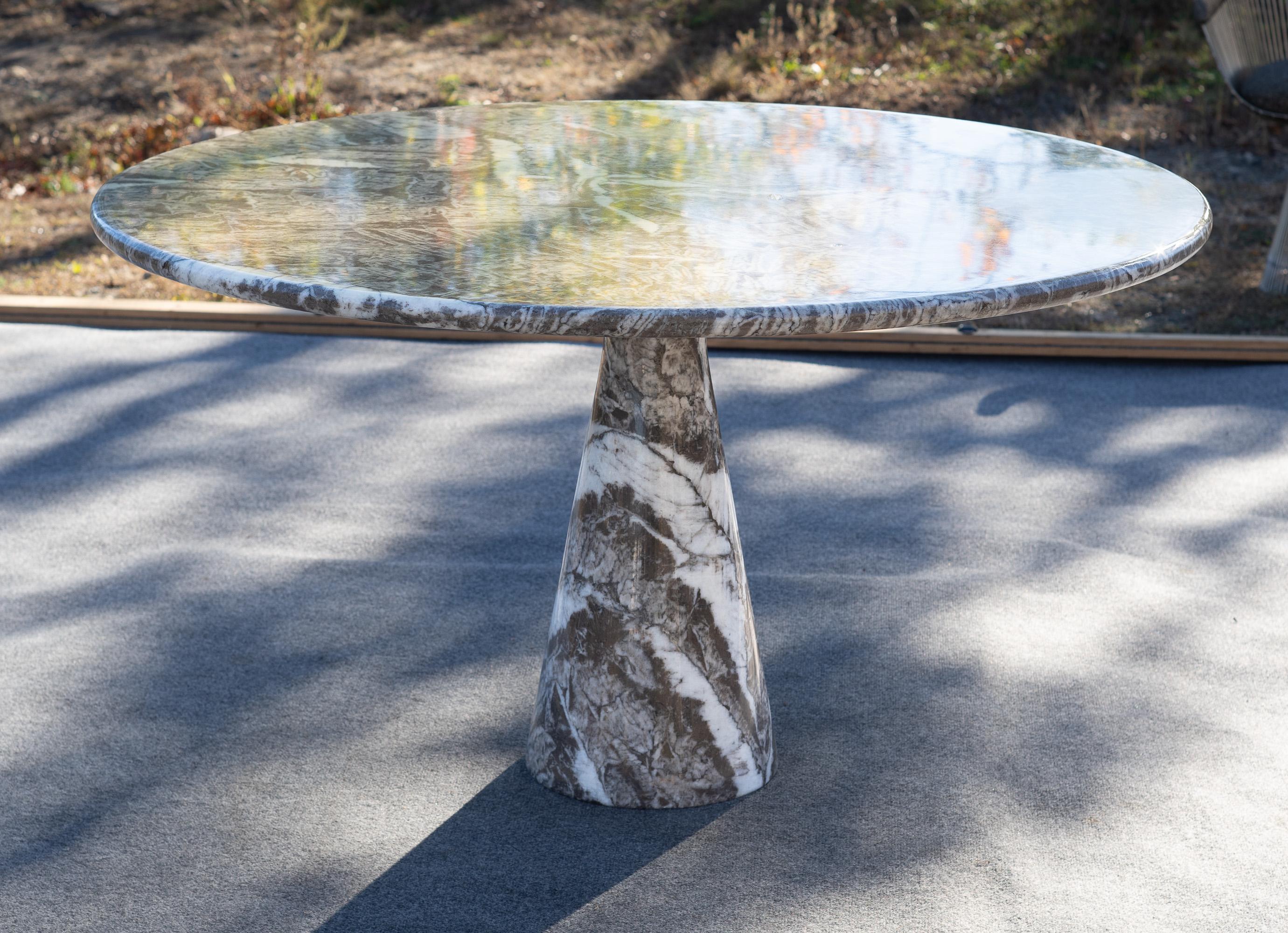 Milieu du XXe siècle Angelo Mangiarotti pour Skipper Model M1 Table de salle à manger en Arabescato unique en vente