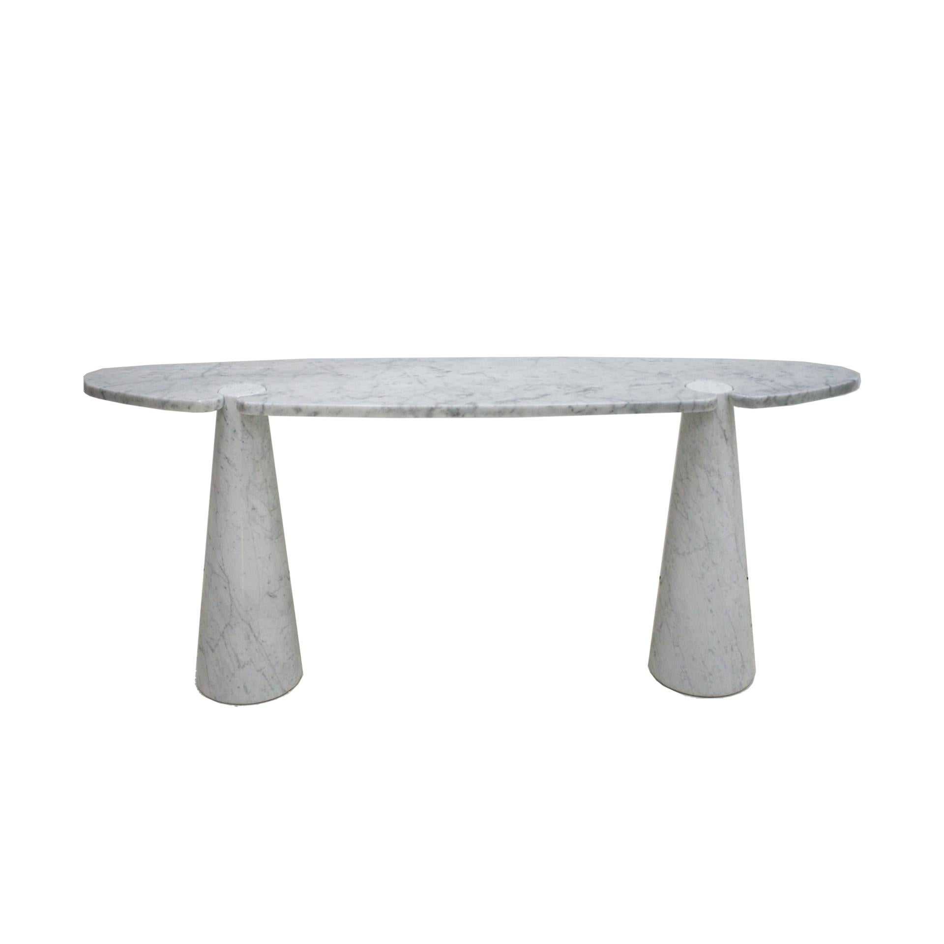 Console table designed by Angelo Mangiarotti composed of tabletop resting on two conical marble legs,1970s. Iconic and original design in Carrara marble. Excellent condition.

This piece is an example of the result of a gravity interlocking design