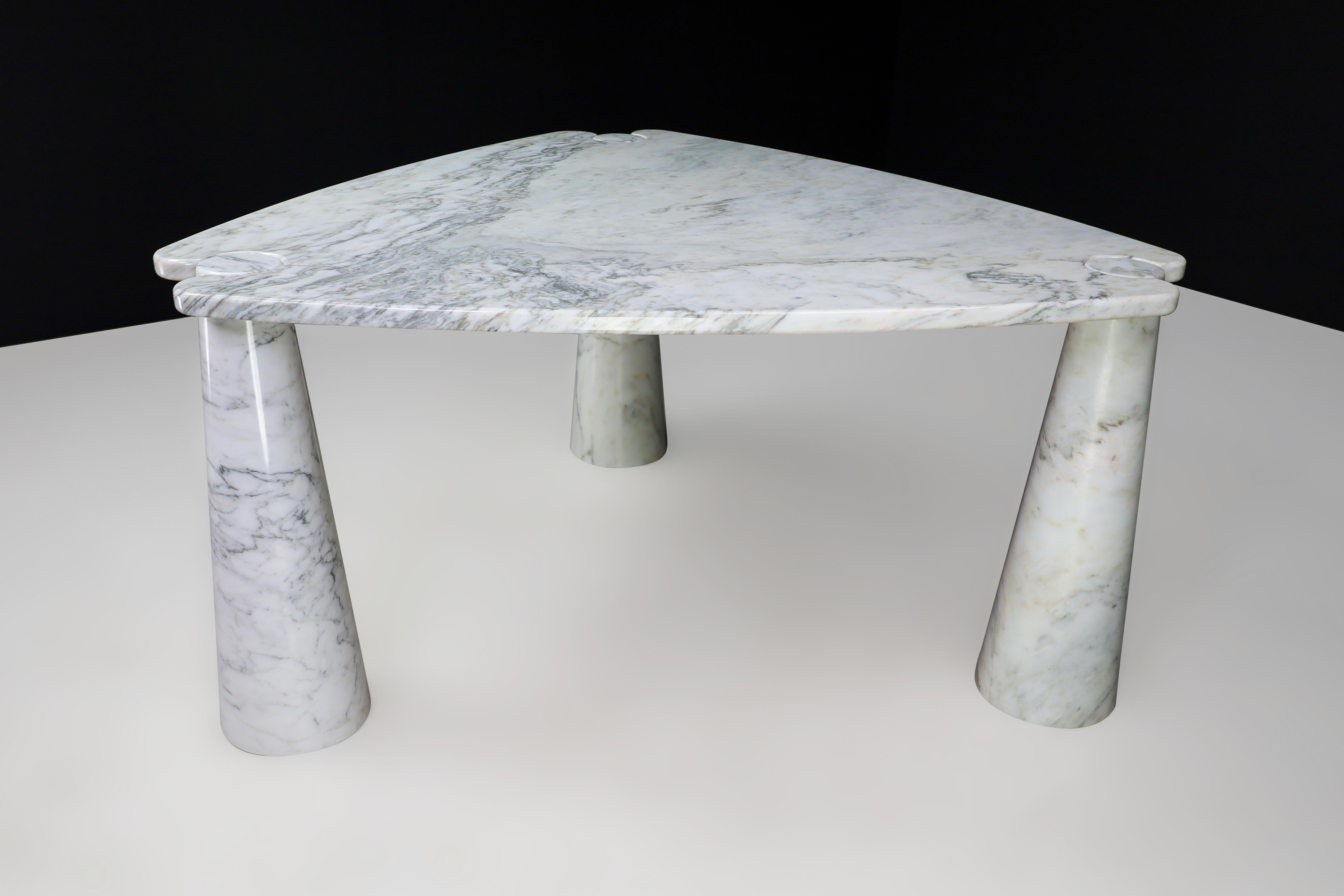 Angelo Mangiarotti for Skipper White Carrara Marble Eros Triangle Center Table  For Sale 9