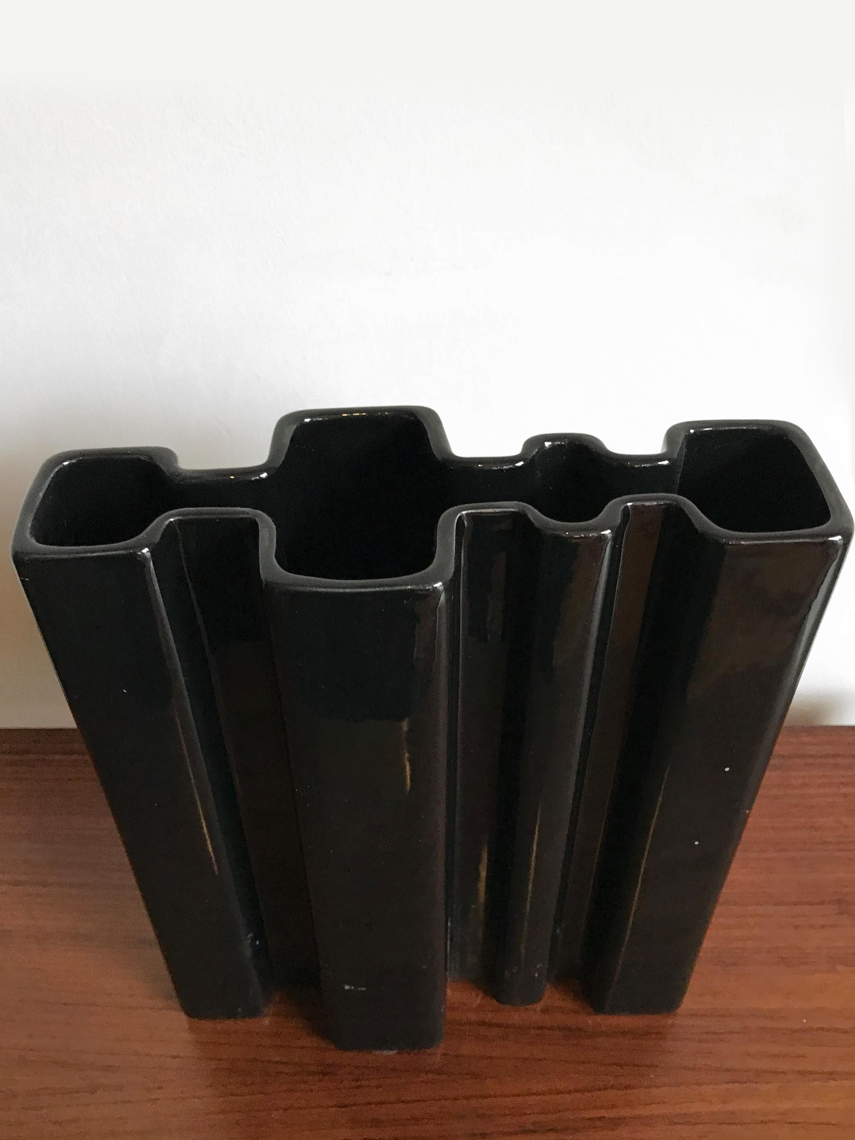 Angelo Mangiarotti for Superego Black Italian Ceramic Vase, 2000s 1