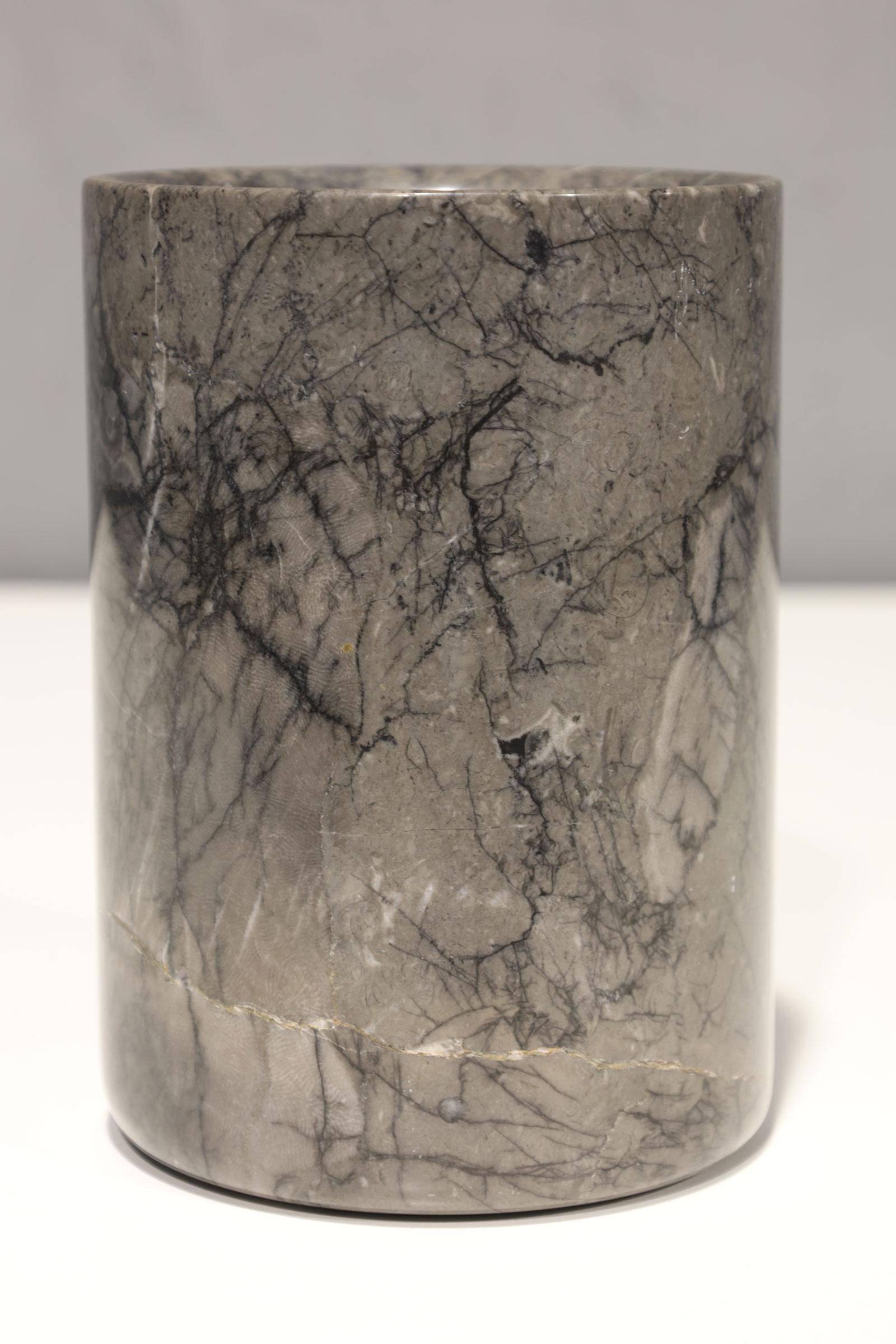 Angelo Mangiarotti Gray Marble Vase In Good Condition For Sale In Dallas, TX