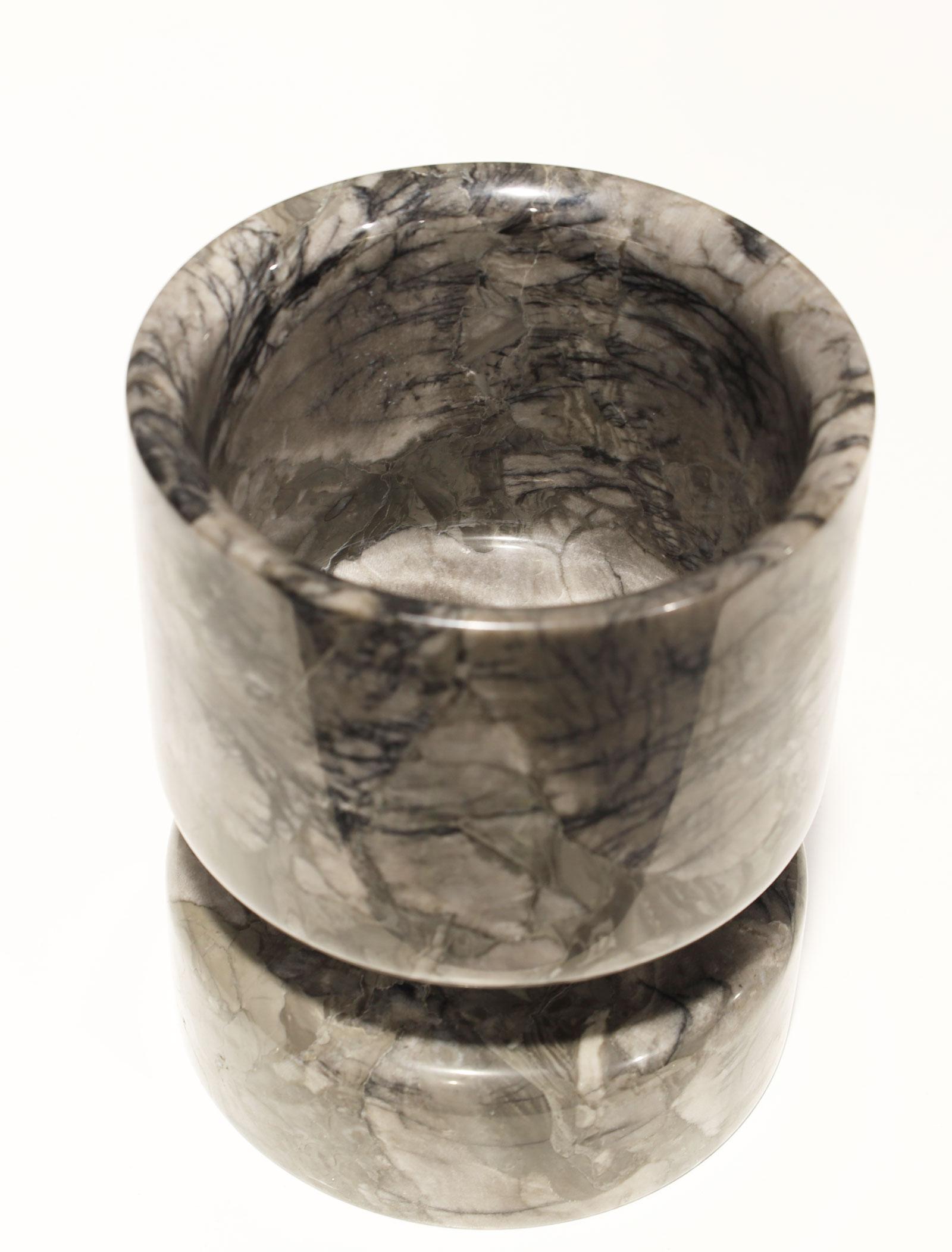 Angelo Mangiarotti Vase aus grauem Marmor im Angebot 1