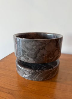 Angelo Mangiarotti Vaso di marmo grigio