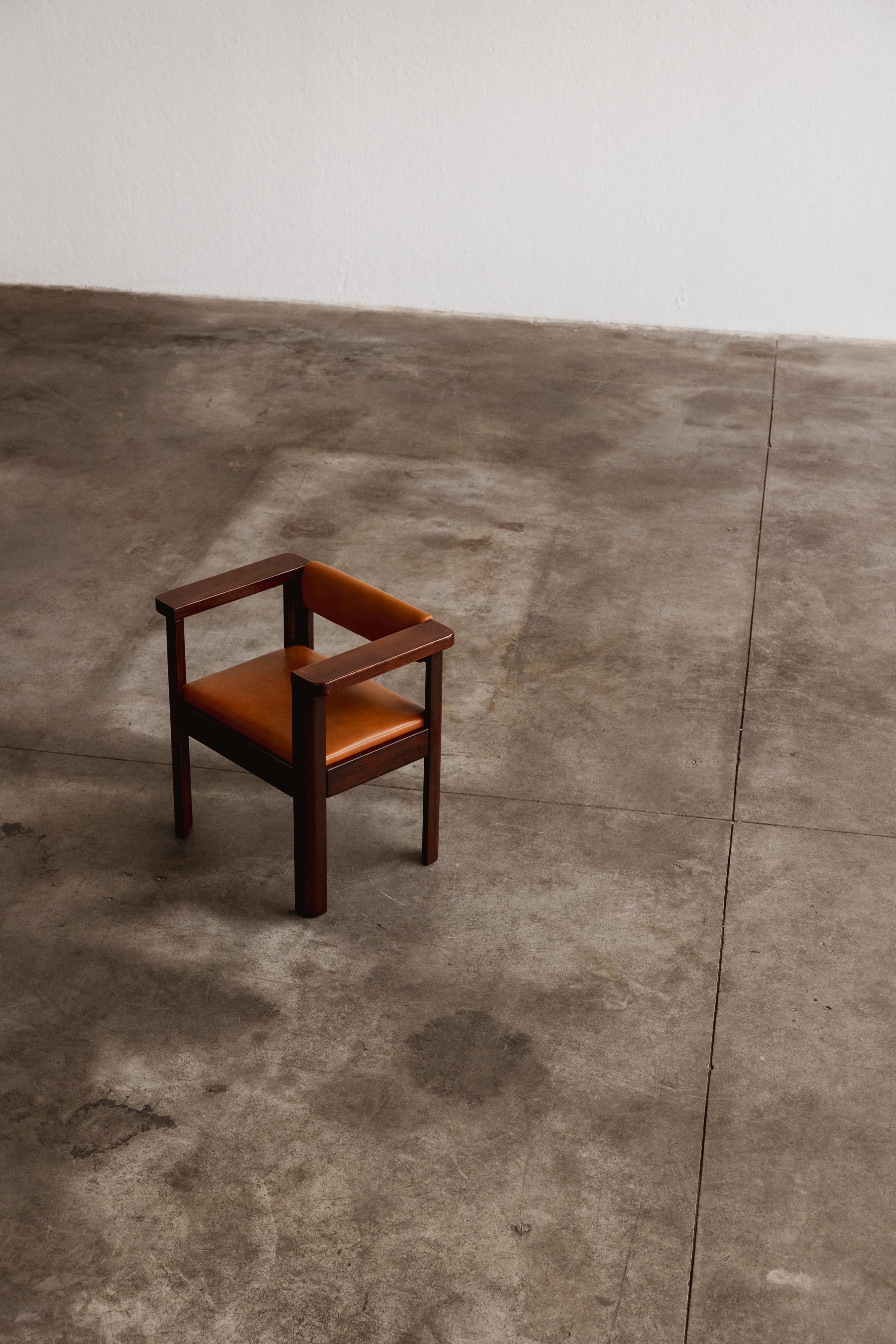 Angelo Mangiarotti “Idlor” Armchair for Lorenzon, 1960s In Good Condition For Sale In Lonigo, Veneto