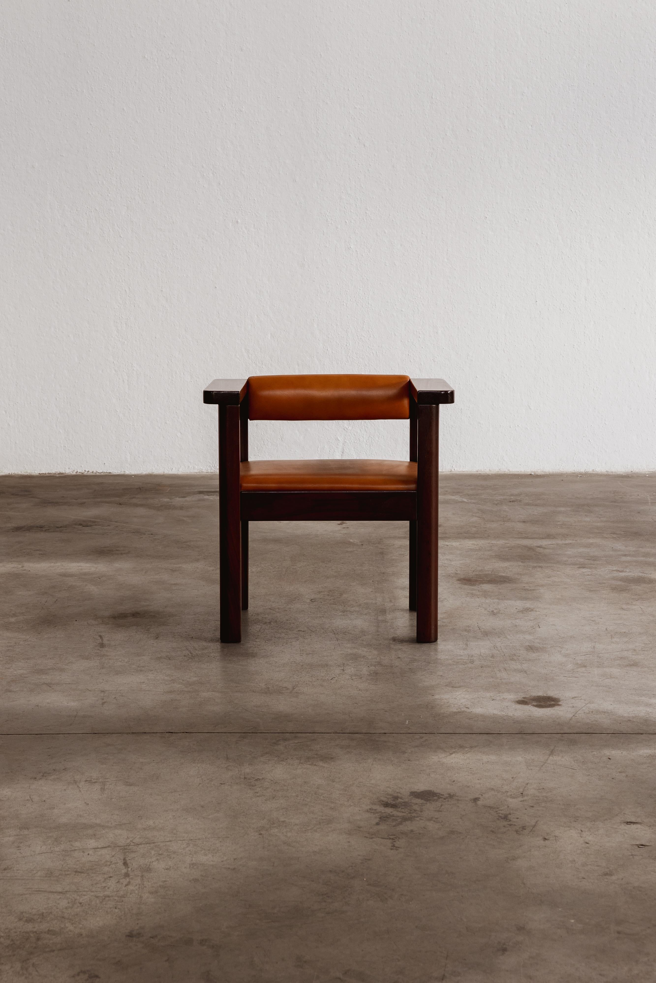 Leather Angelo Mangiarotti “Idlor” Armchair for Lorenzon, 1960s For Sale