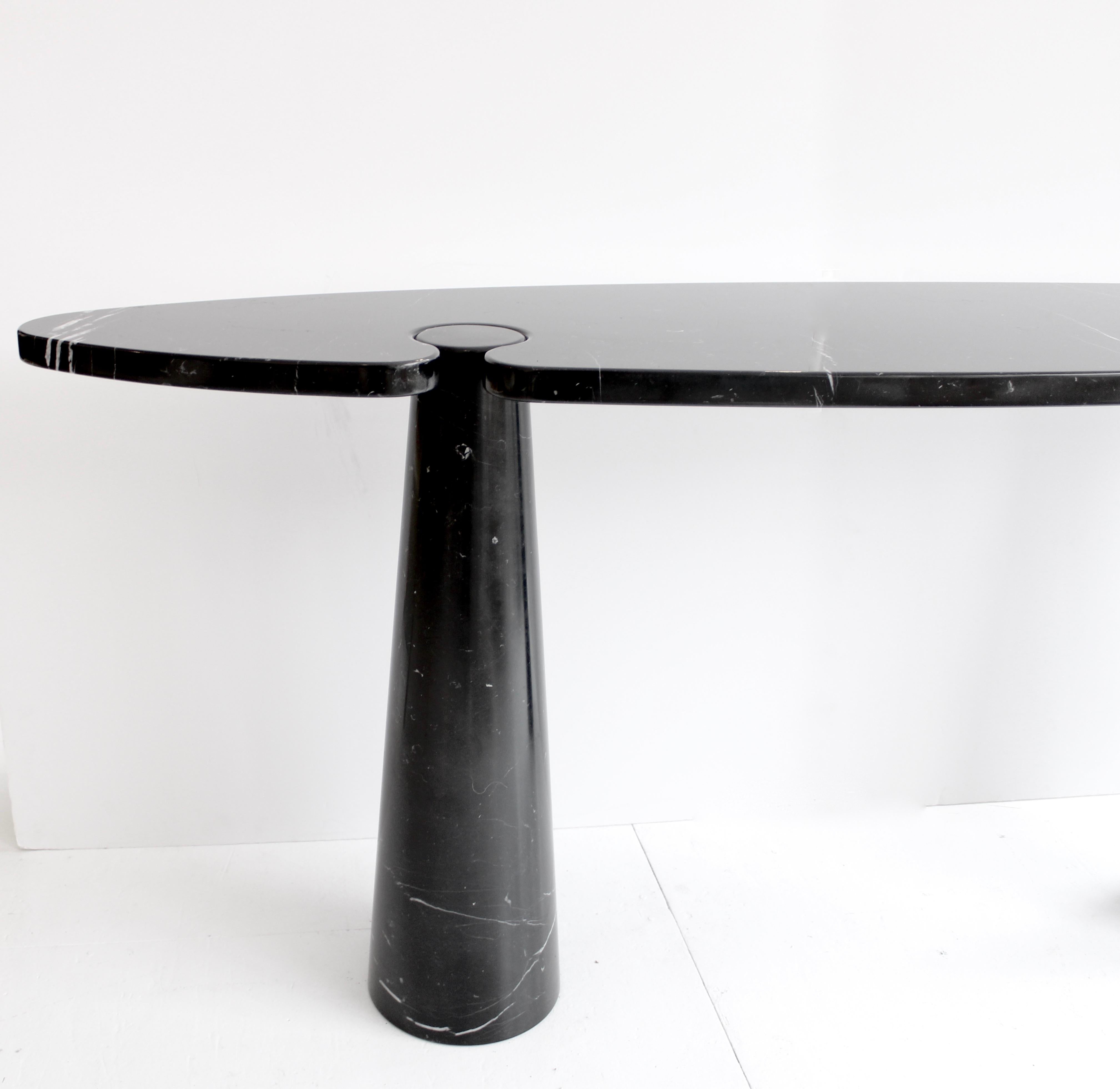 Angelo Mangiarotti Italienische Eros-Konsole aus schwarzem Marquina-Marmor für Skipper (Ende des 20. Jahrhunderts) im Angebot