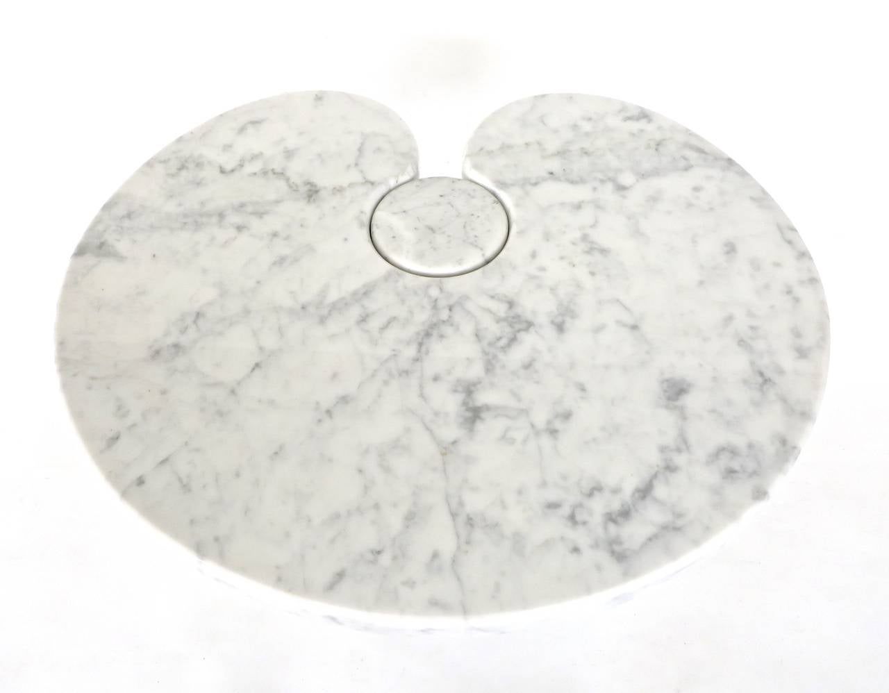 Late 20th Century Angelo Mangiarotti Italian White Carrara Marble Low Side Table Eros Series