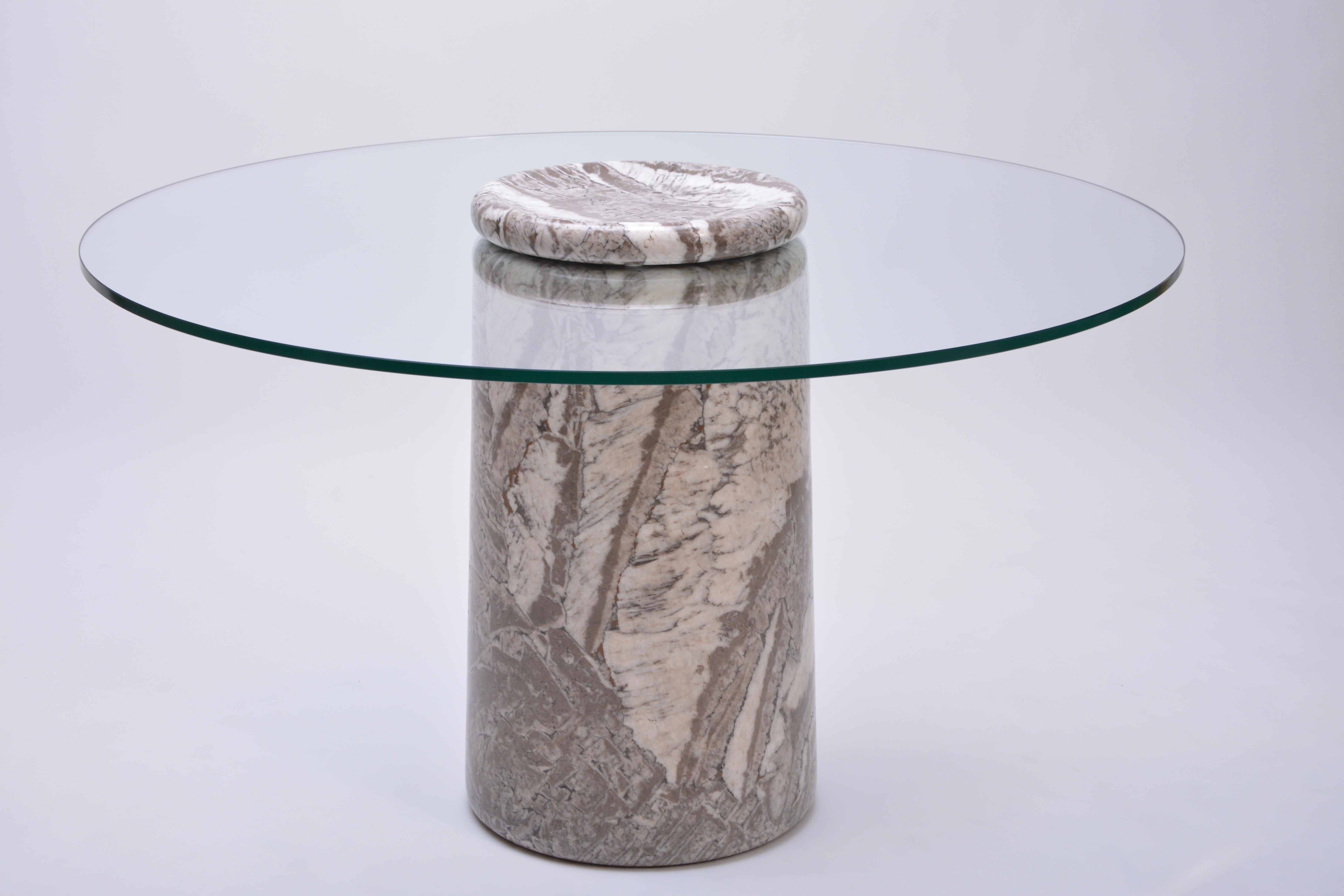 Angelo Mangiarotti Large Italian Marble Dining Table Model Castore, 1975 In Good Condition For Sale In Berlin, DE