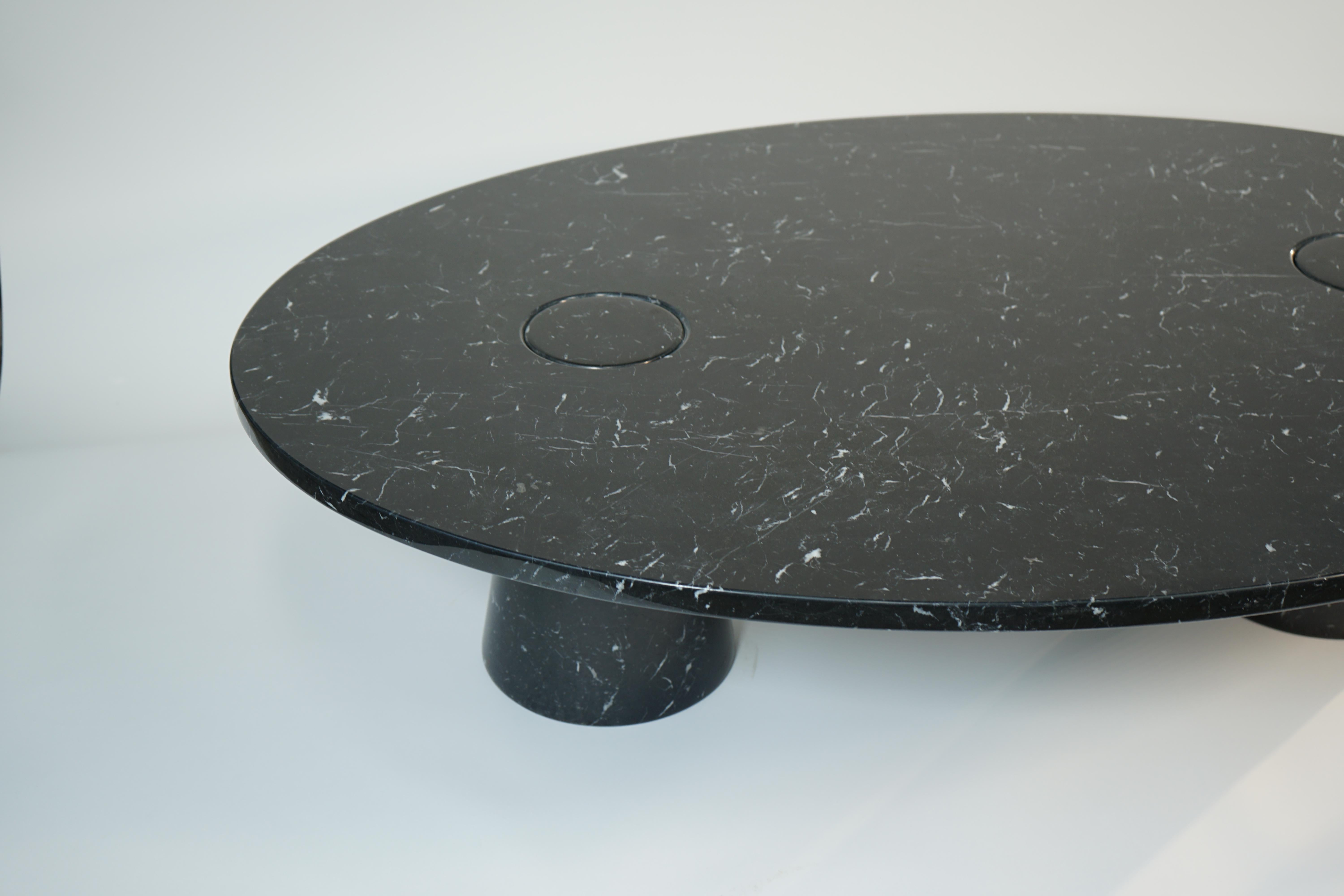 Eros black marble table designed by Algelo Mangiarotti and produced by Skipper in 1970.