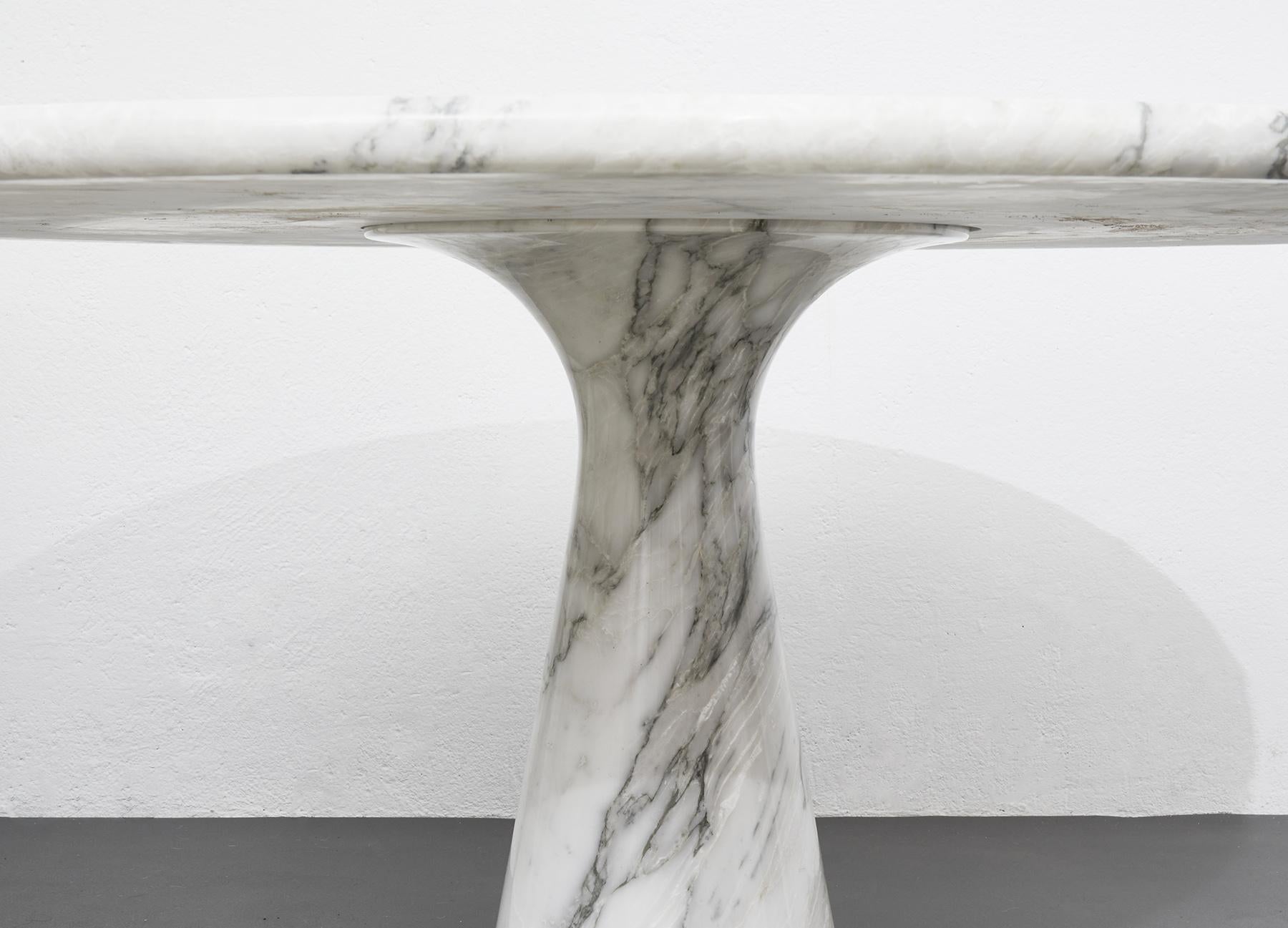 Angelo Mangiarotti M1 Dining Table, for Skipper, Arabescato Marble, Italy 1969 In Good Condition In Renens, CH