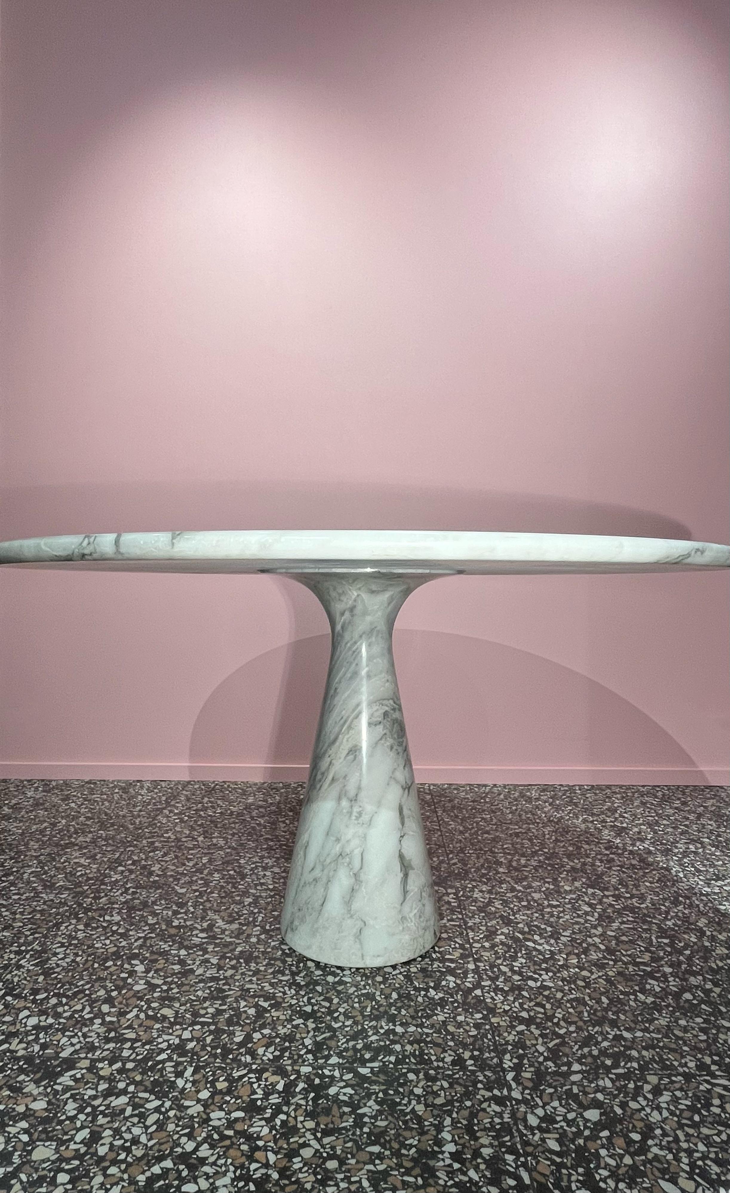 Angelo Mangiarotti M1 Dining Table in Arabescato Marble for Skipper, Italy 1969 In Good Condition For Sale In Renens, CH