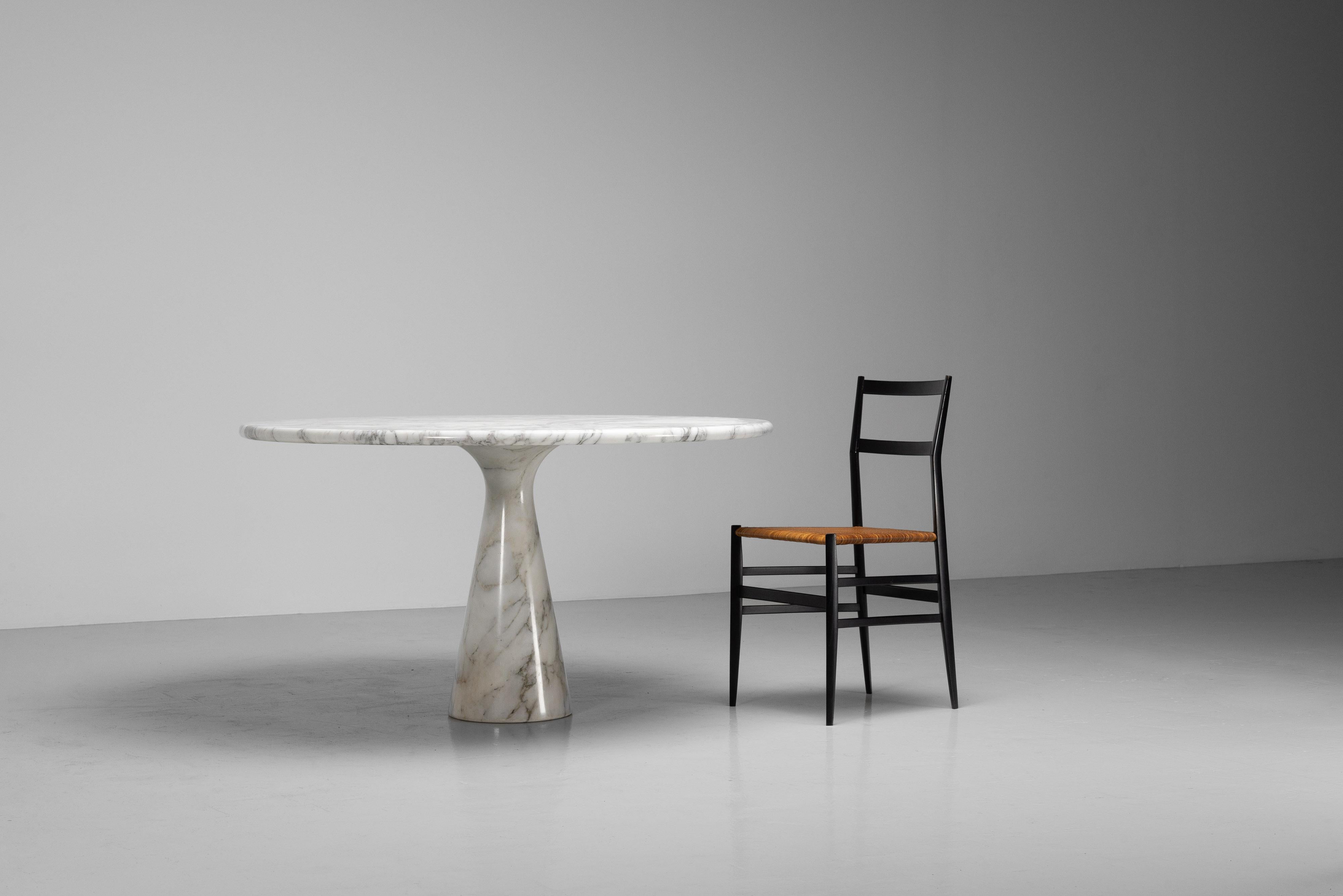 Angelo Mangiarotti M1T70 dining table Skipper Italy 1969 For Sale 9
