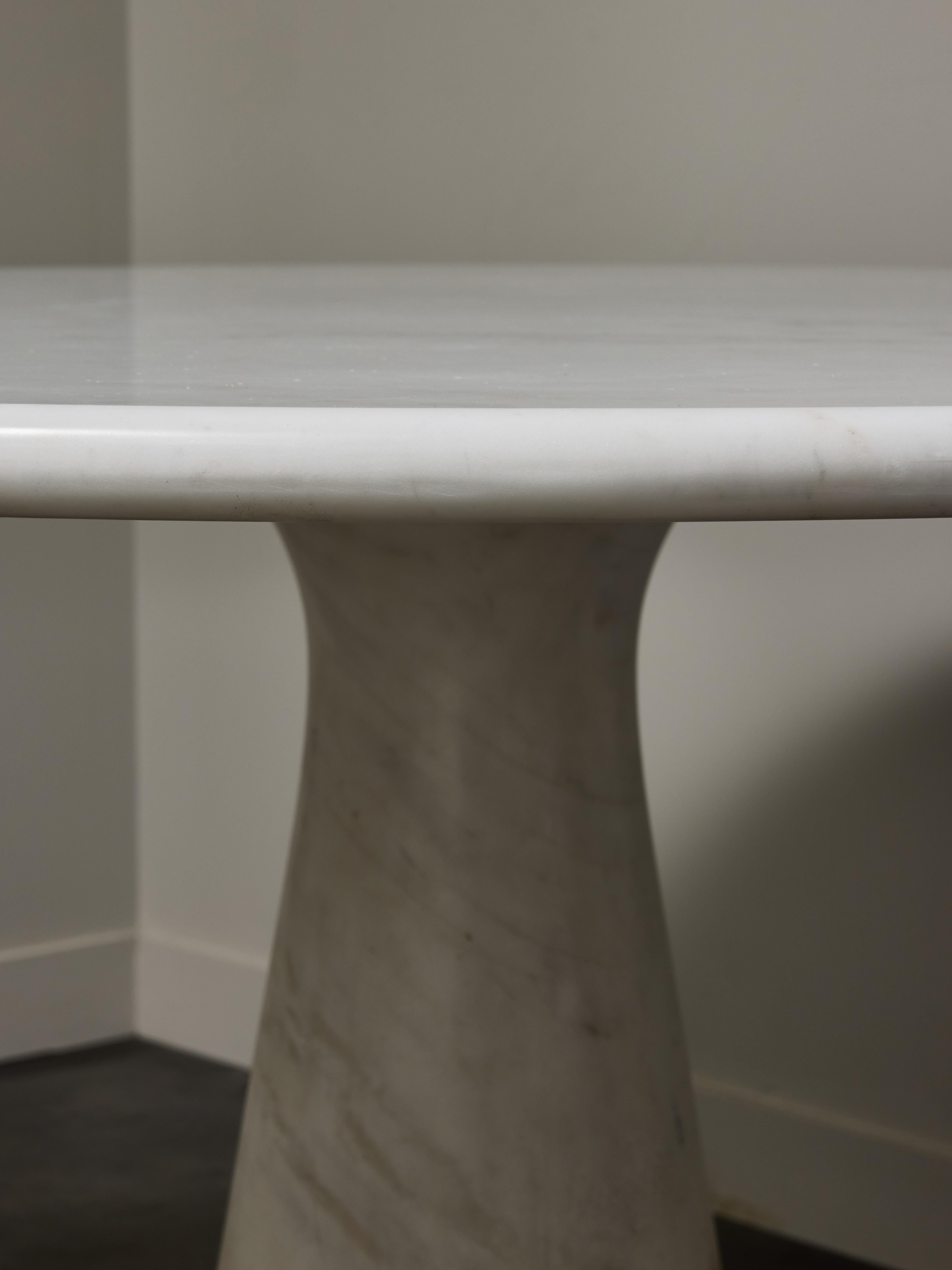 Mid-Century Modern Angelo Mangiarotti Gueridon rond en marbre en vente