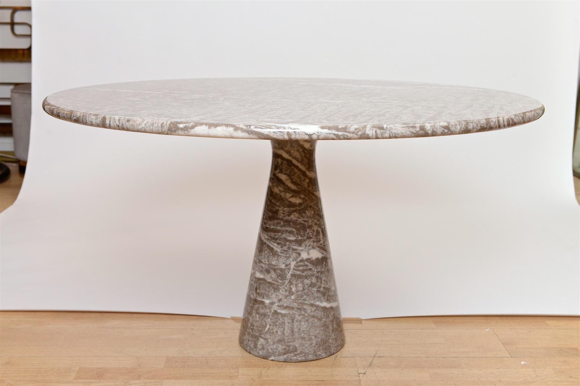 An excellent  Angelo Mangiarotti table for Skipper. c1969 in Light Emperador marble. 

