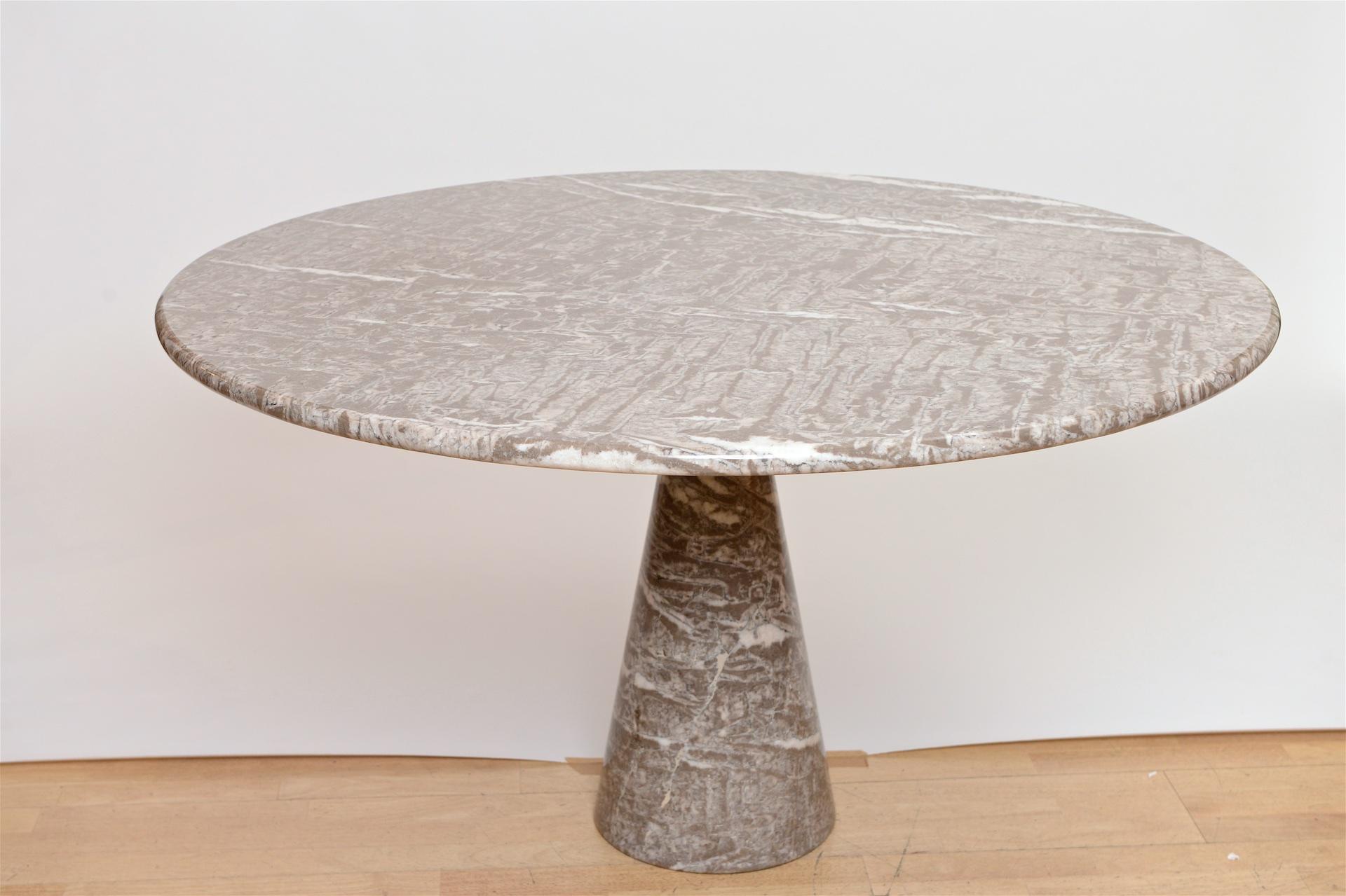 Angelo Mangiarotti marble table by Skipper In Good Condition In London, GB