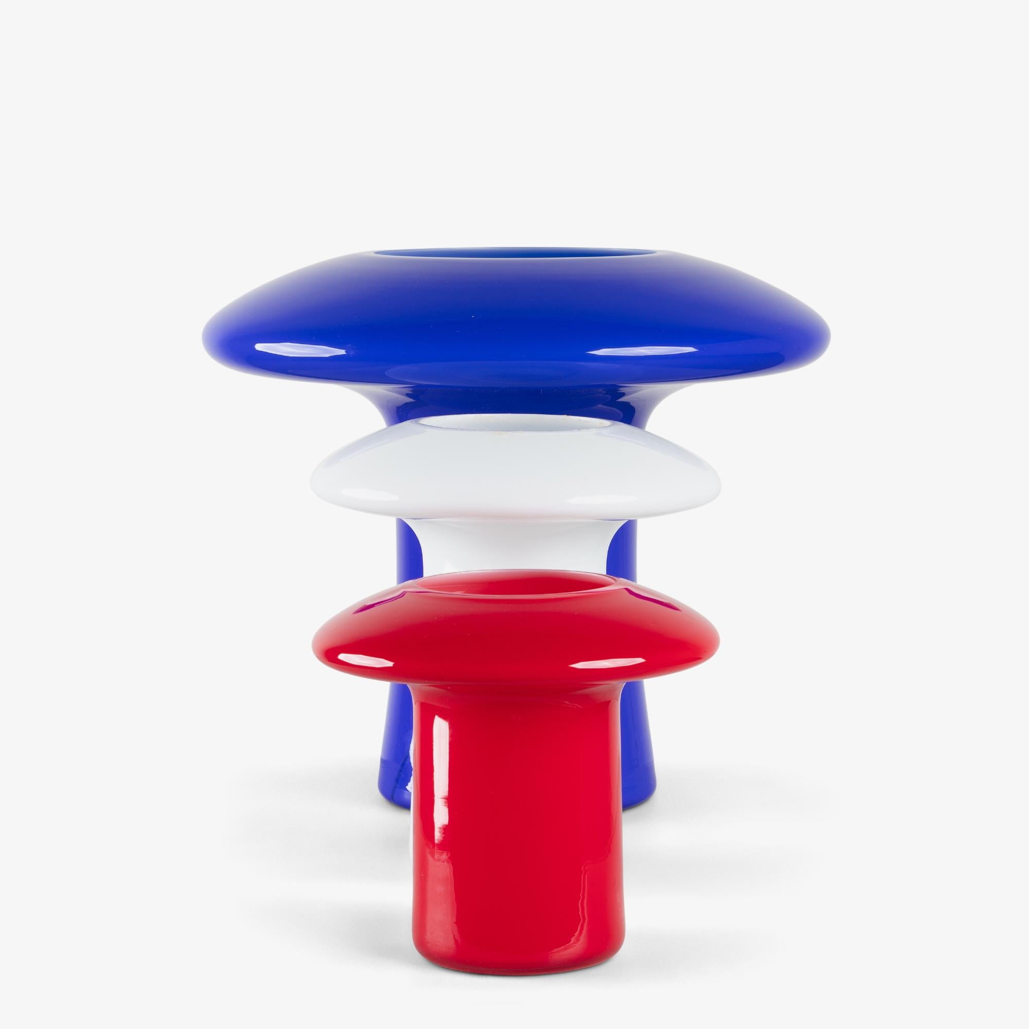 Mid-20th Century Angelo Mangiarotti Murano Glass Mushroom Vases for Knoll in Blue Red and White For Sale