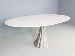 Angelo Mangiarotti Oval Marble & Iron Cast Dinning Table, 1970's Italy